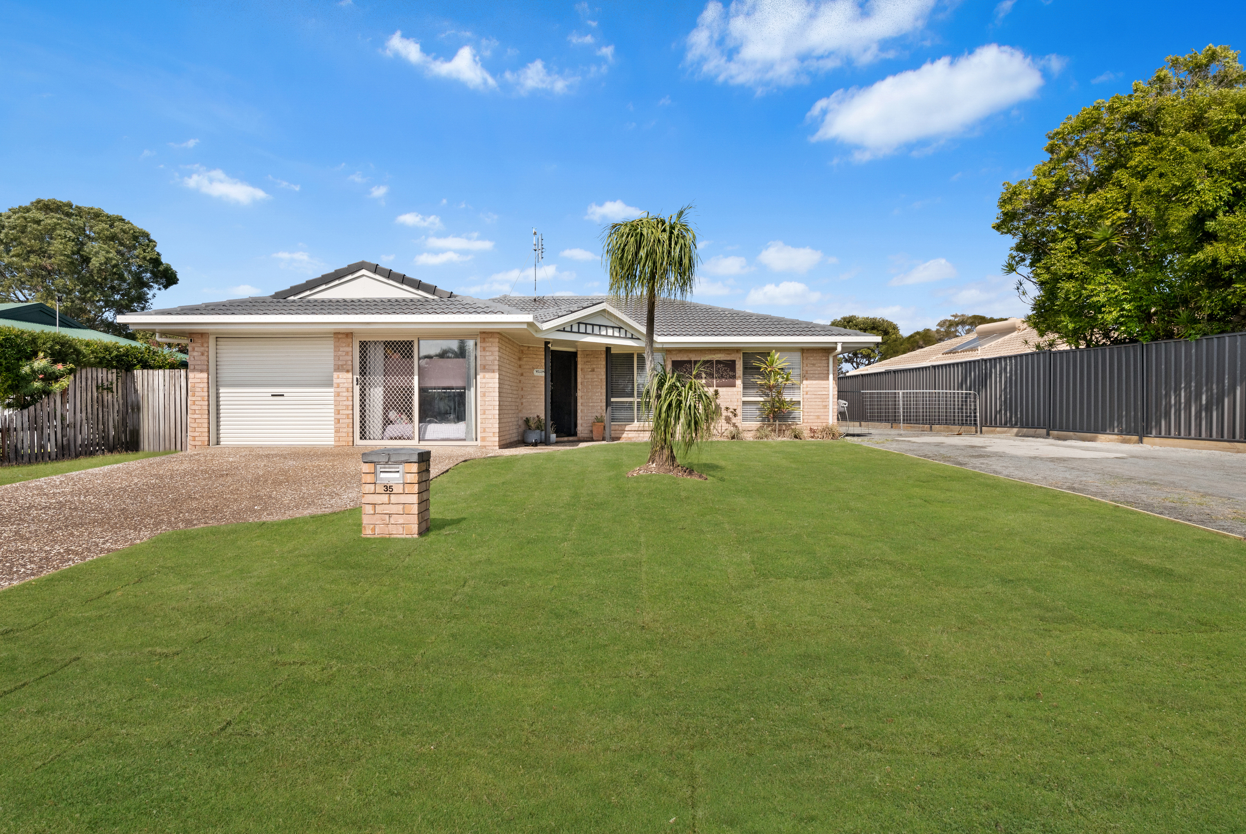 35 Ironbark Street, KAWUNGAN, QLD 4655 AUS