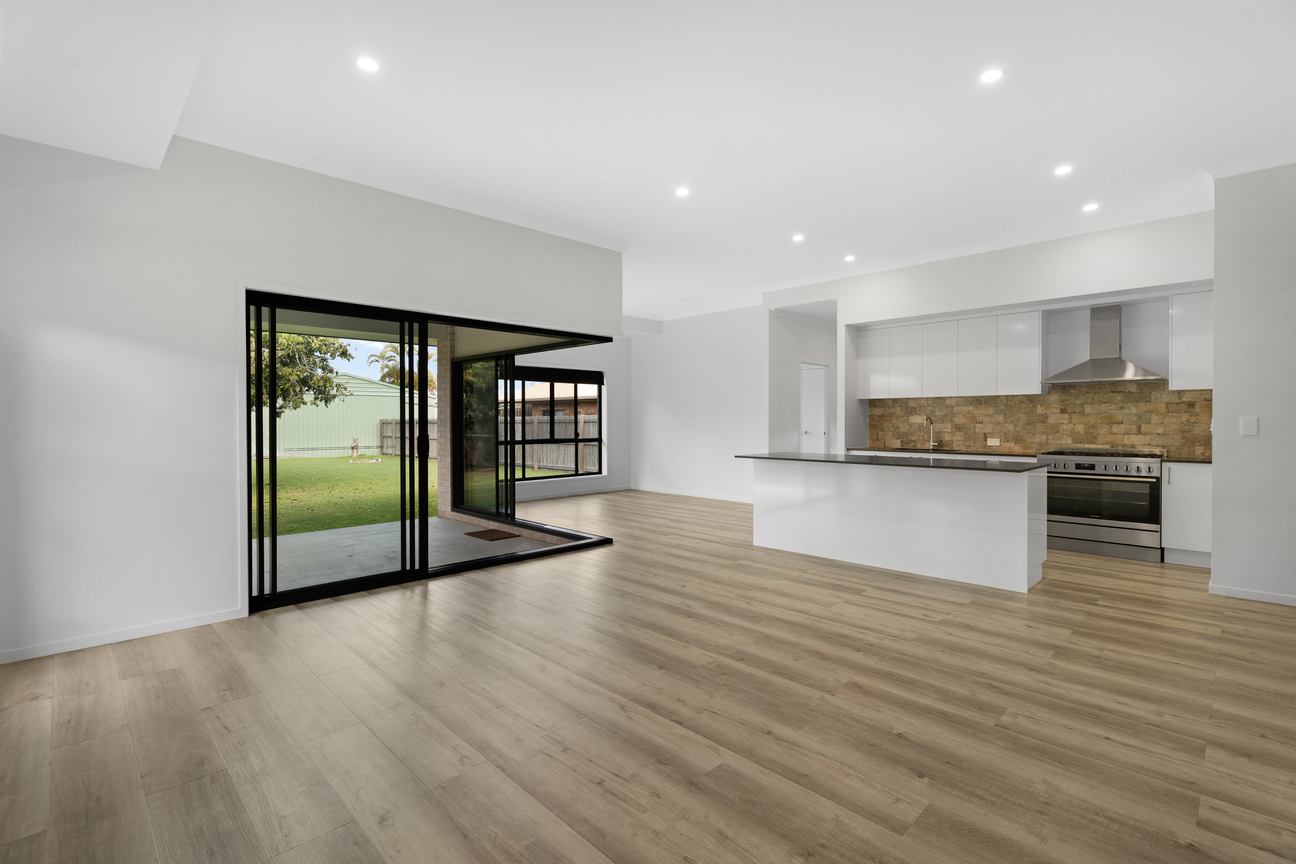 55 Oleander Avenue, KAWUNGAN, QLD 4655 AUS