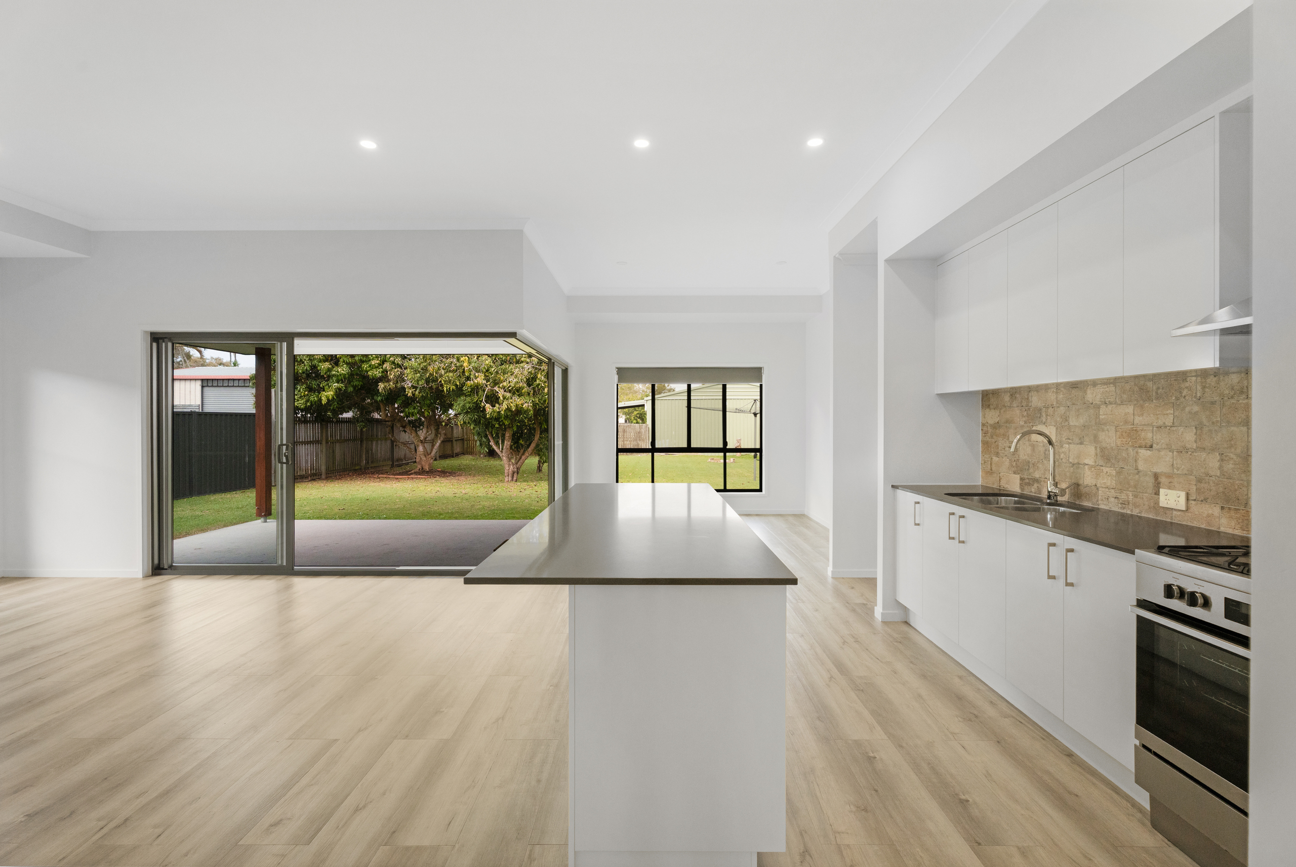 55 Oleander Avenue, KAWUNGAN, QLD 4655 AUS