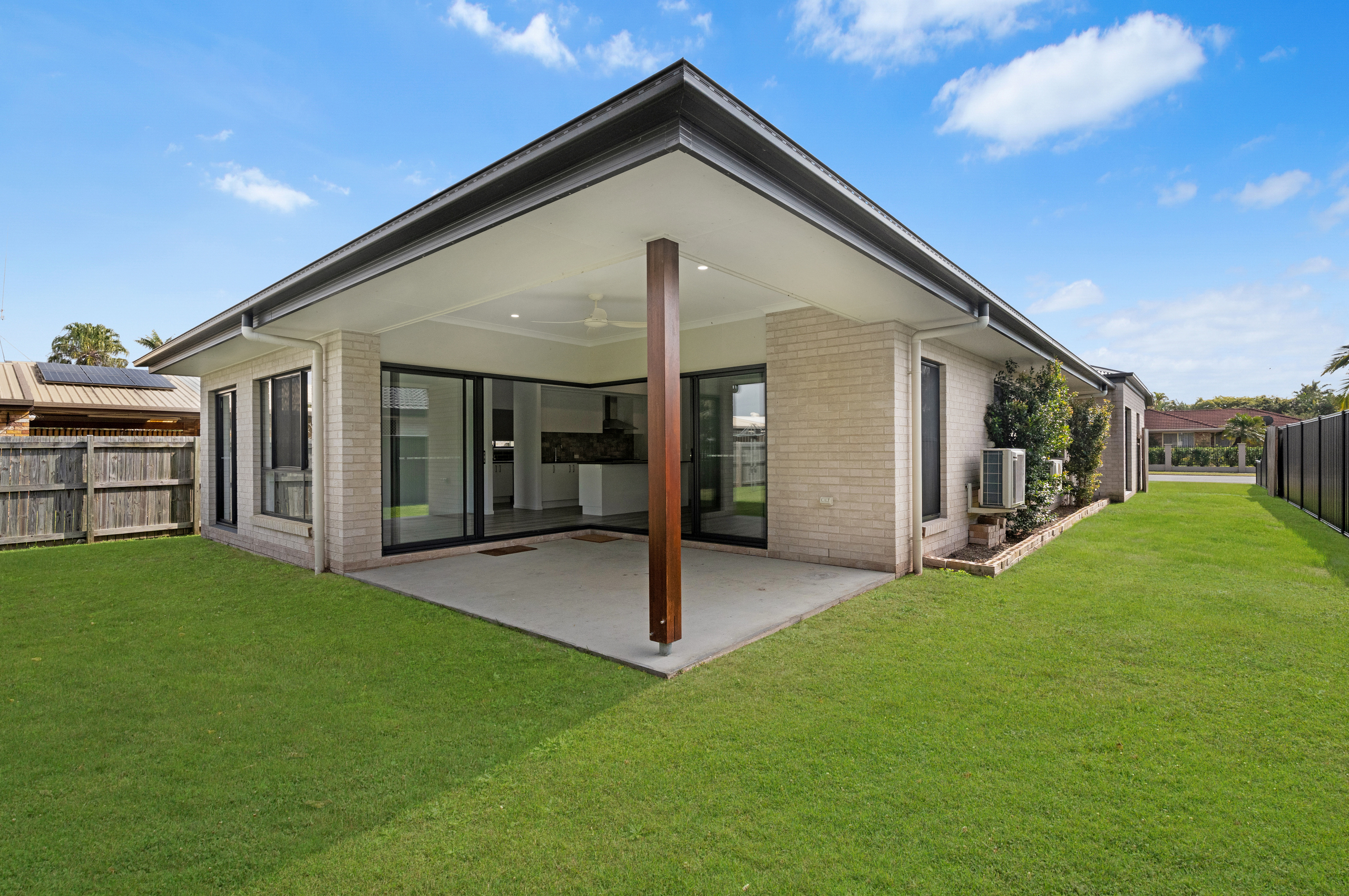 55 Oleander Avenue, KAWUNGAN, QLD 4655 AUS