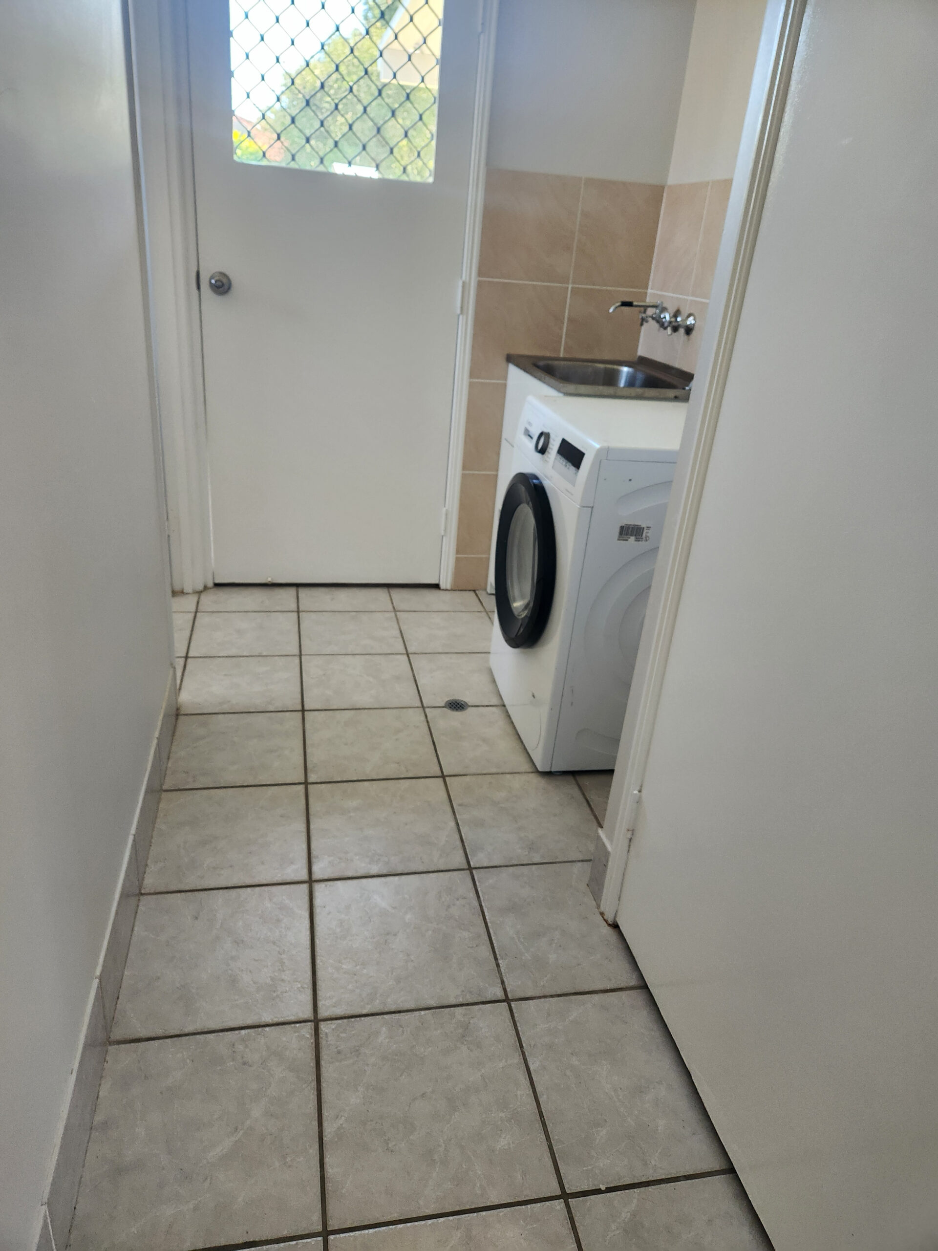 11 Wyuna Court, URANGAN, QLD 4655 AUS