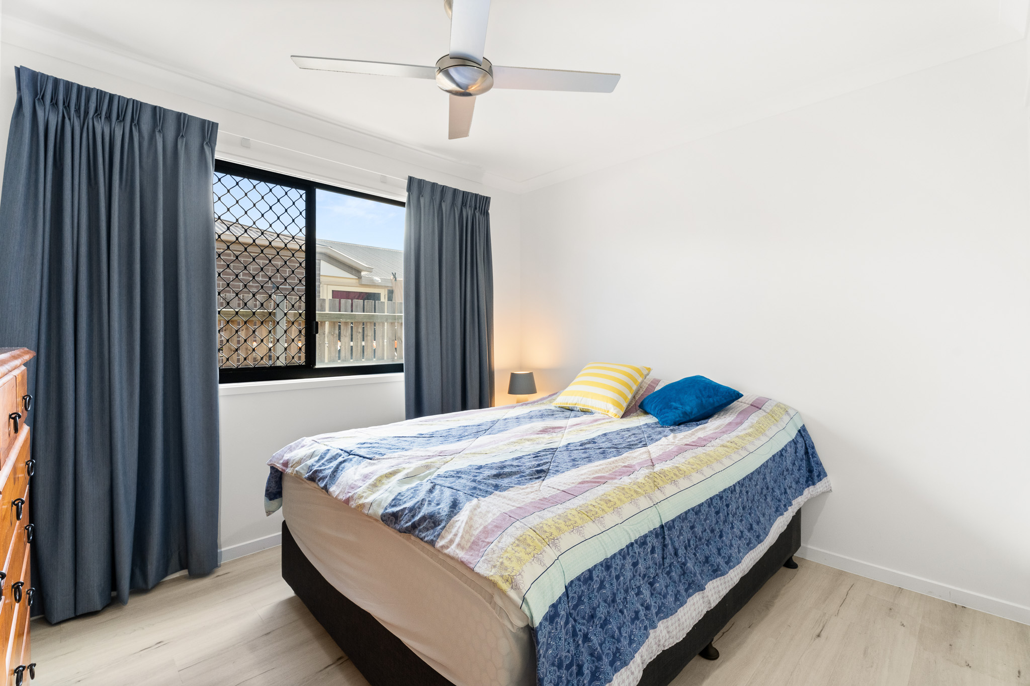 15 Bonavista Way, ELI WATERS, QLD 4655 AUS