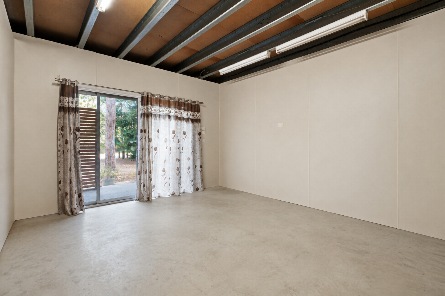 12-14 Parraweena Court, POINT VERNON, QLD 4655 AUS