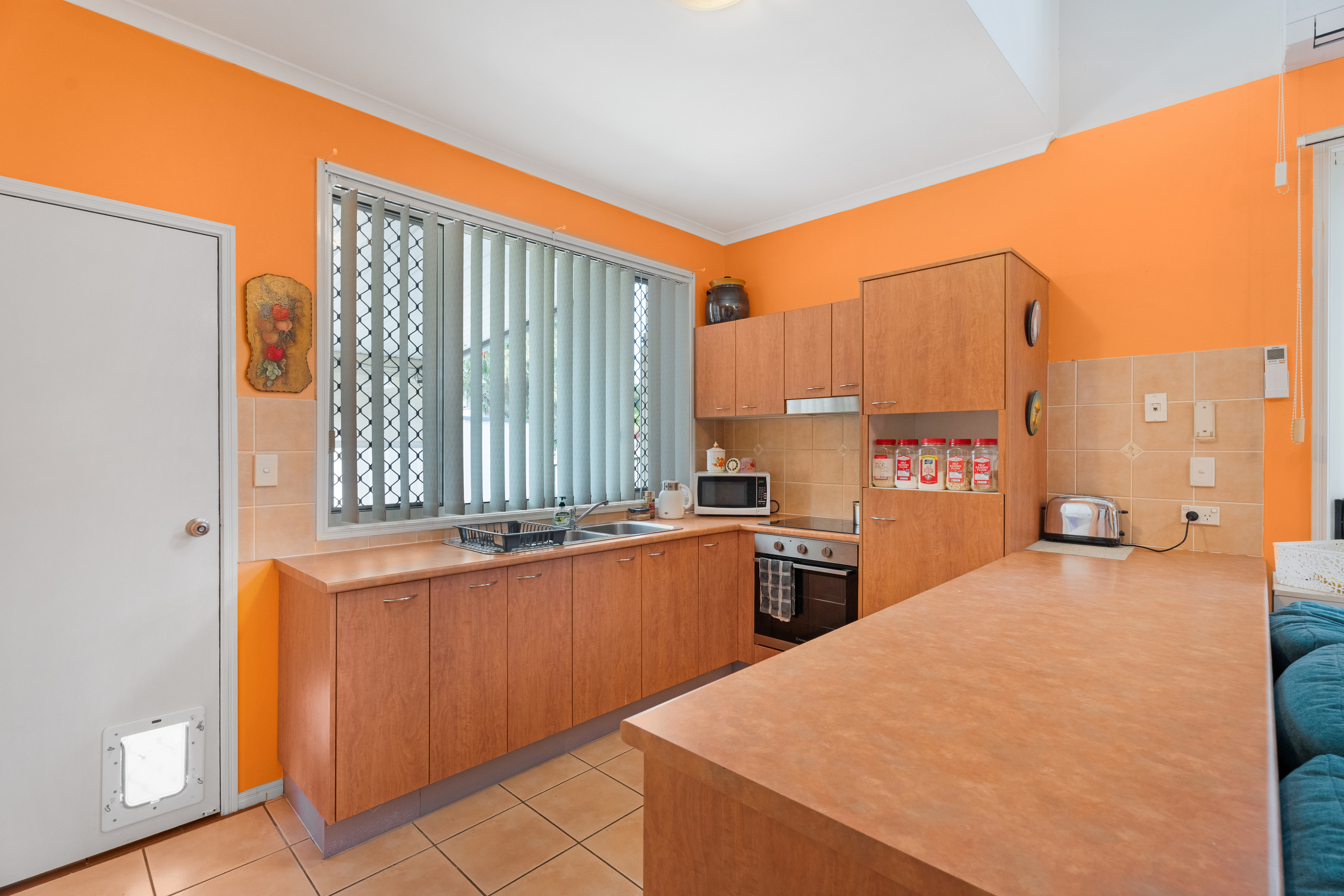 74/34-56 Elizabeth Street, URANGAN, QLD 4655 AUS