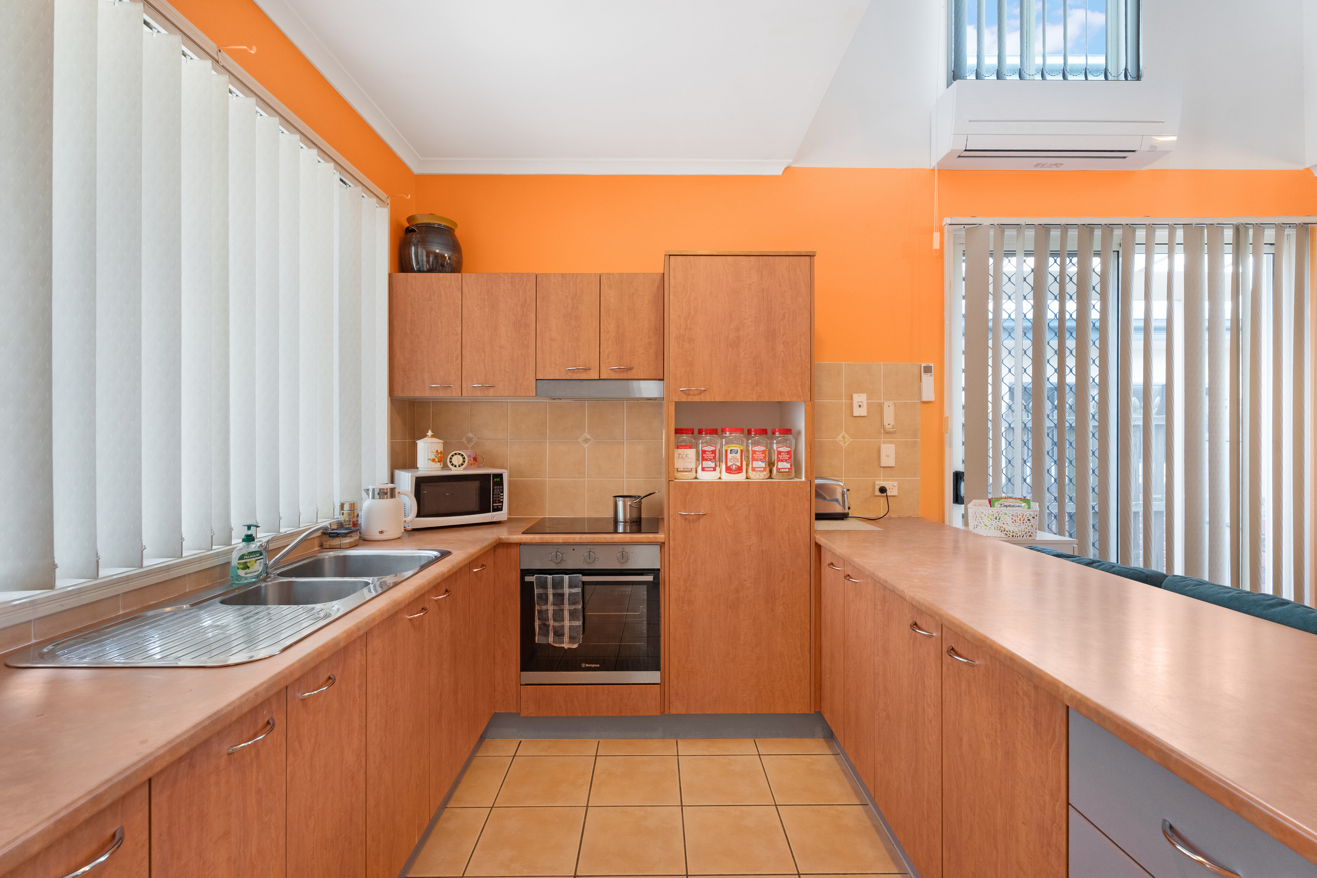 74/34-56 Elizabeth Street, URANGAN, QLD 4655 AUS