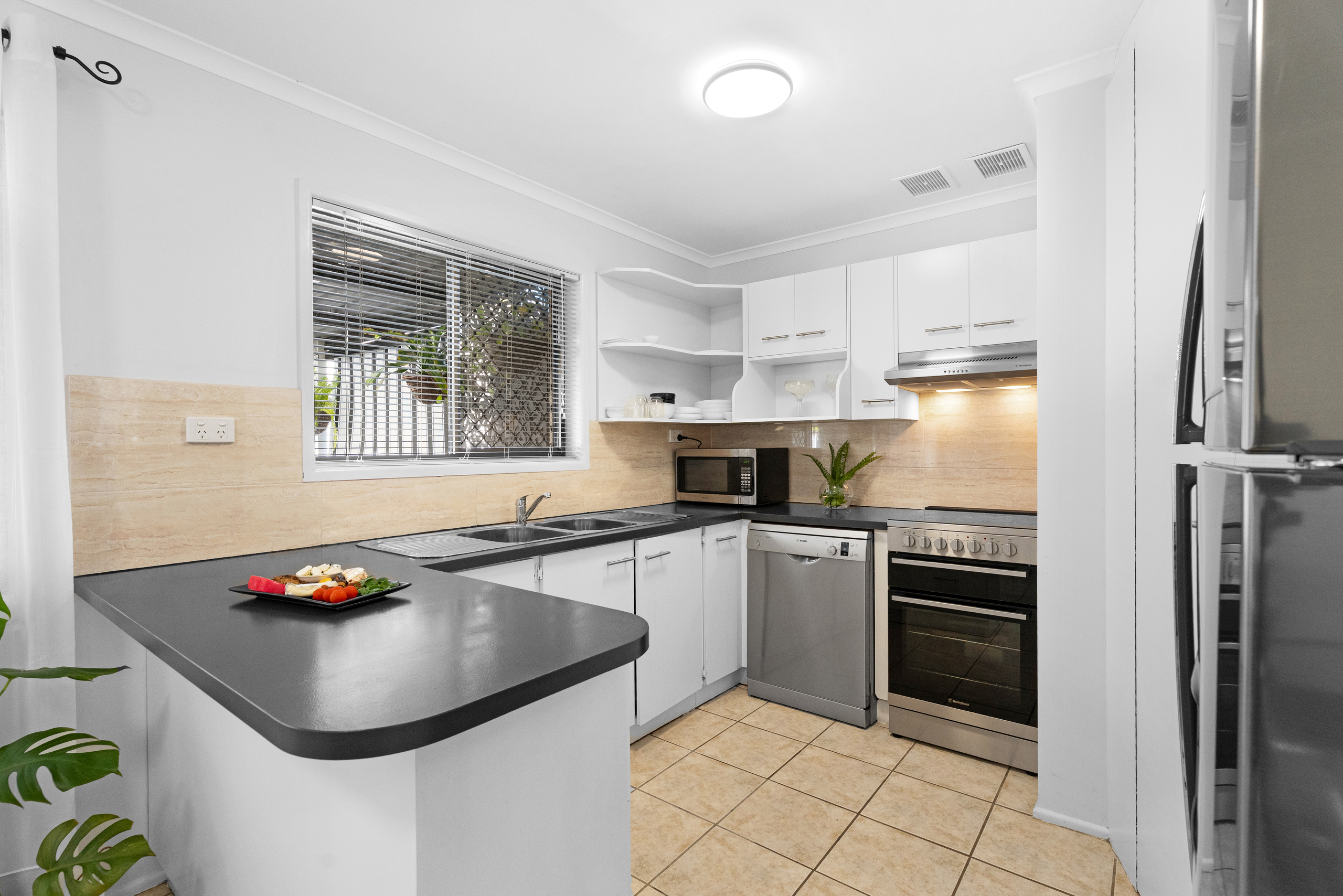 69 Lauren Street, URANGAN, QLD 4655 AUS