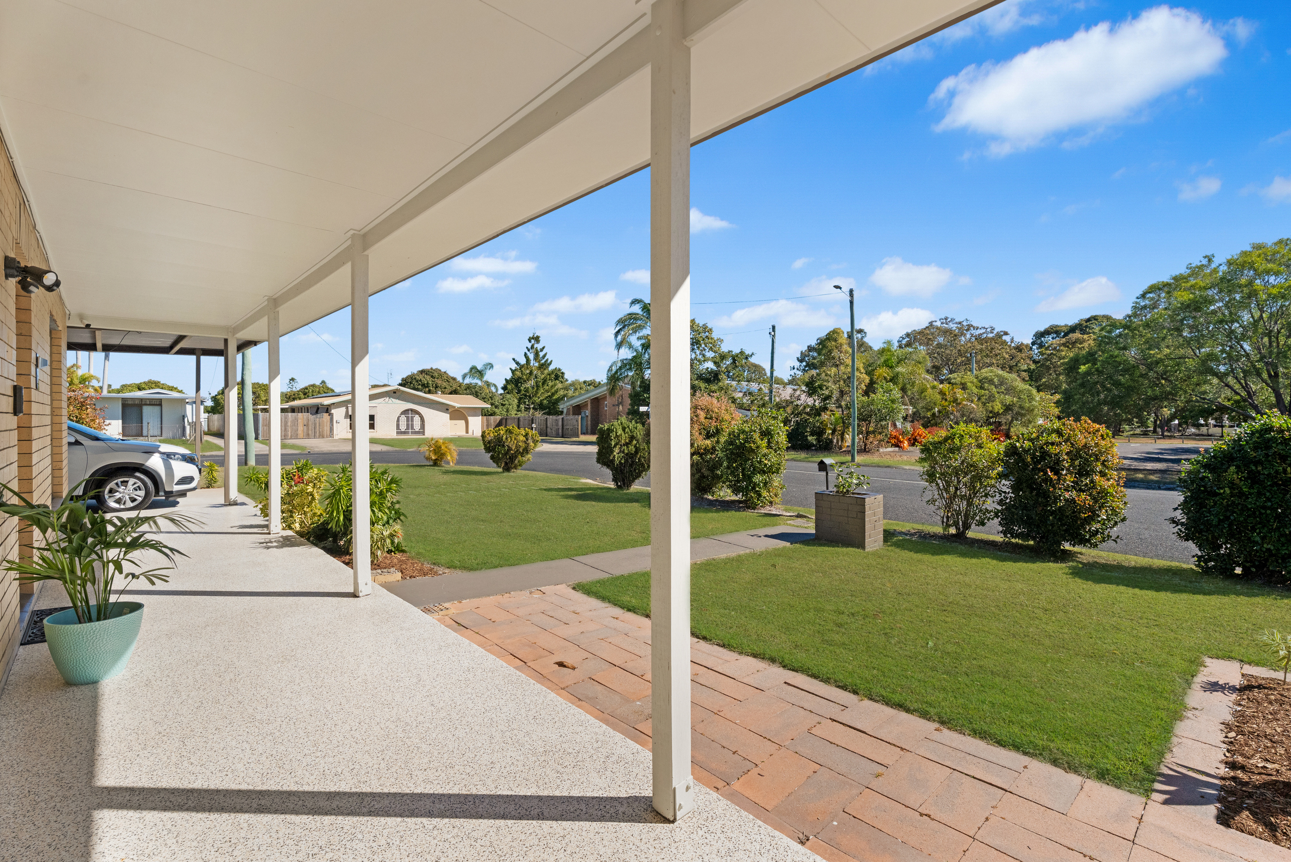 69 Lauren Street, URANGAN, QLD 4655 AUS