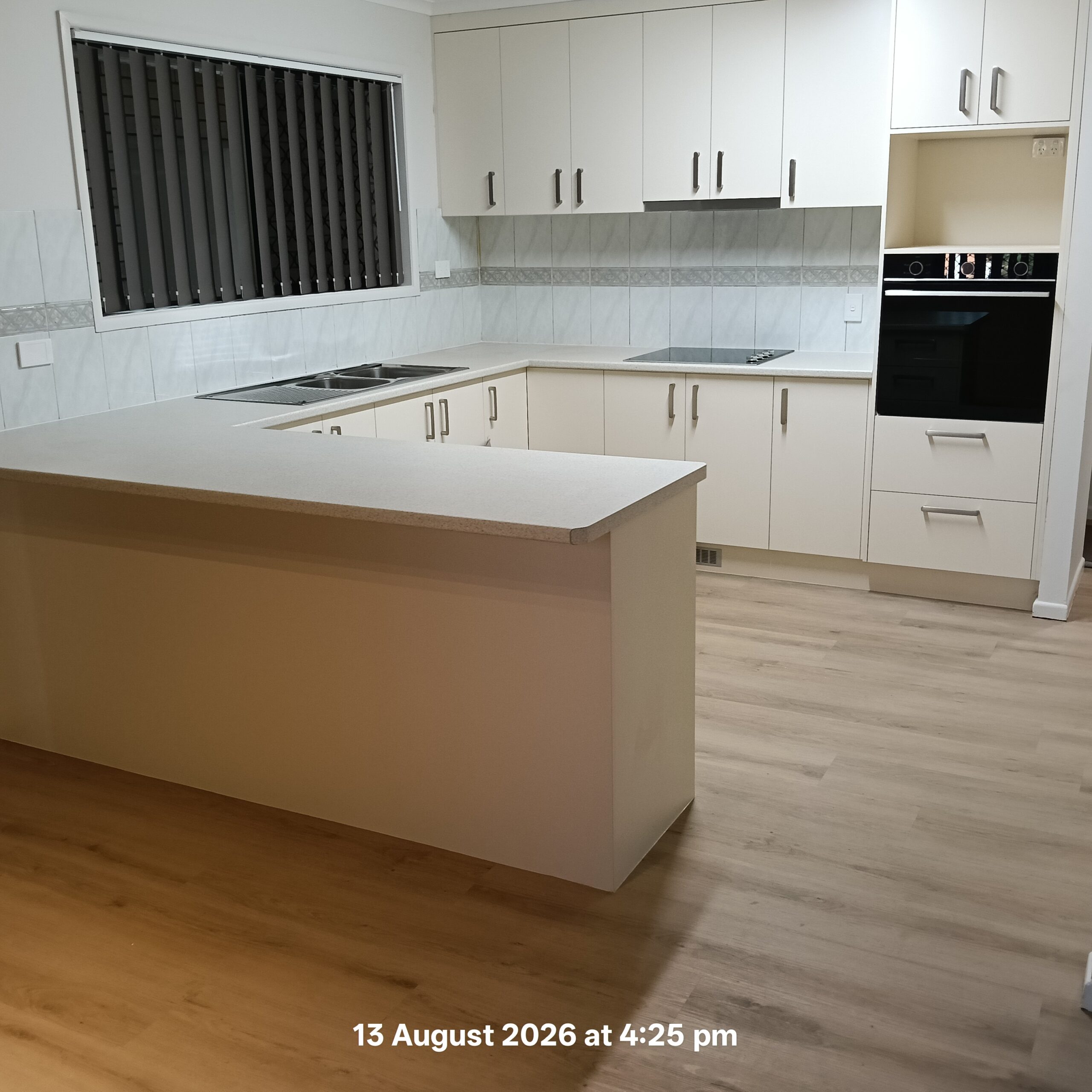 399 Boat Harbour Drive, SCARNESS, QLD 4655 AUS