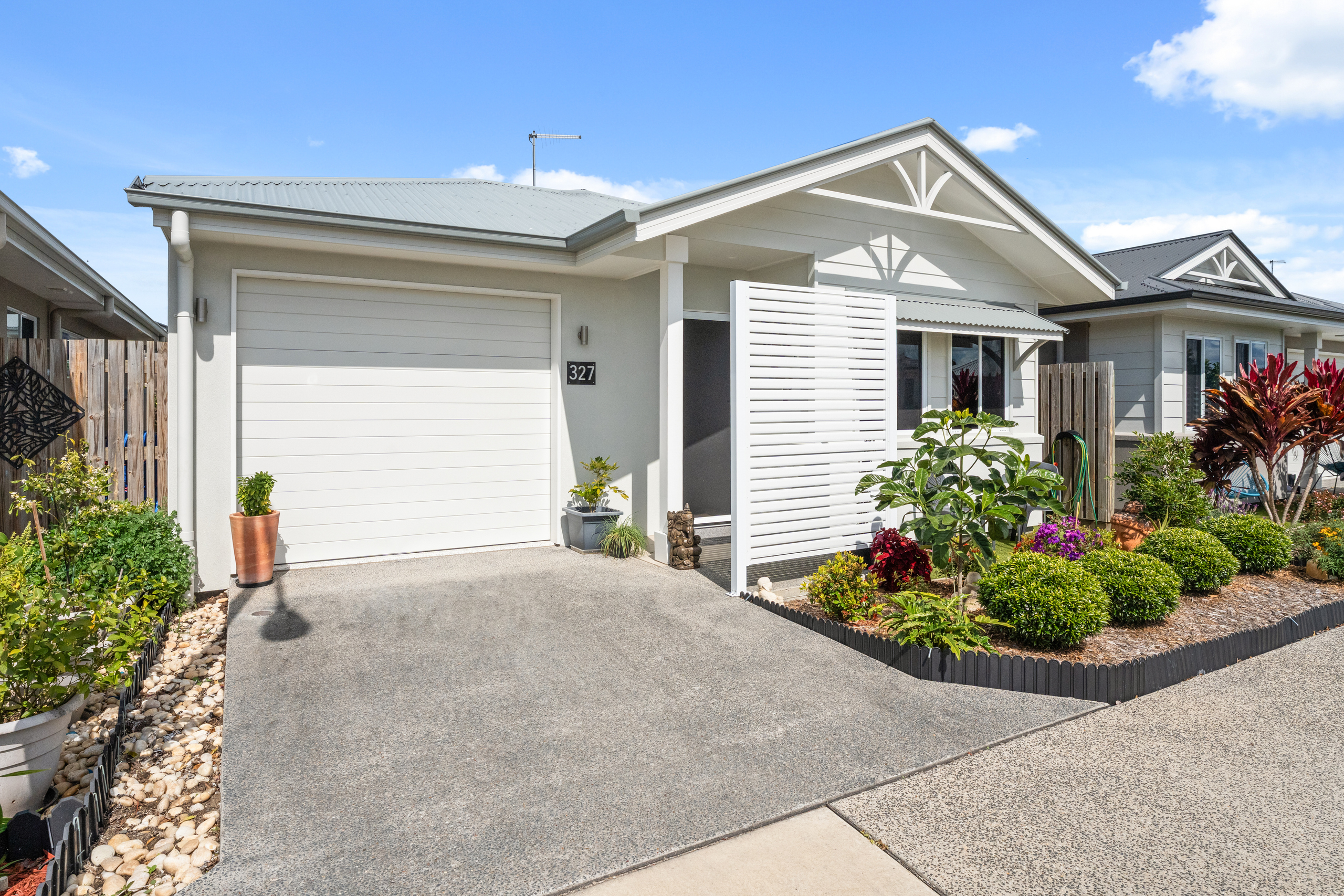 327/2-20 Island View Drive, URANGAN, QLD 4655 AUS