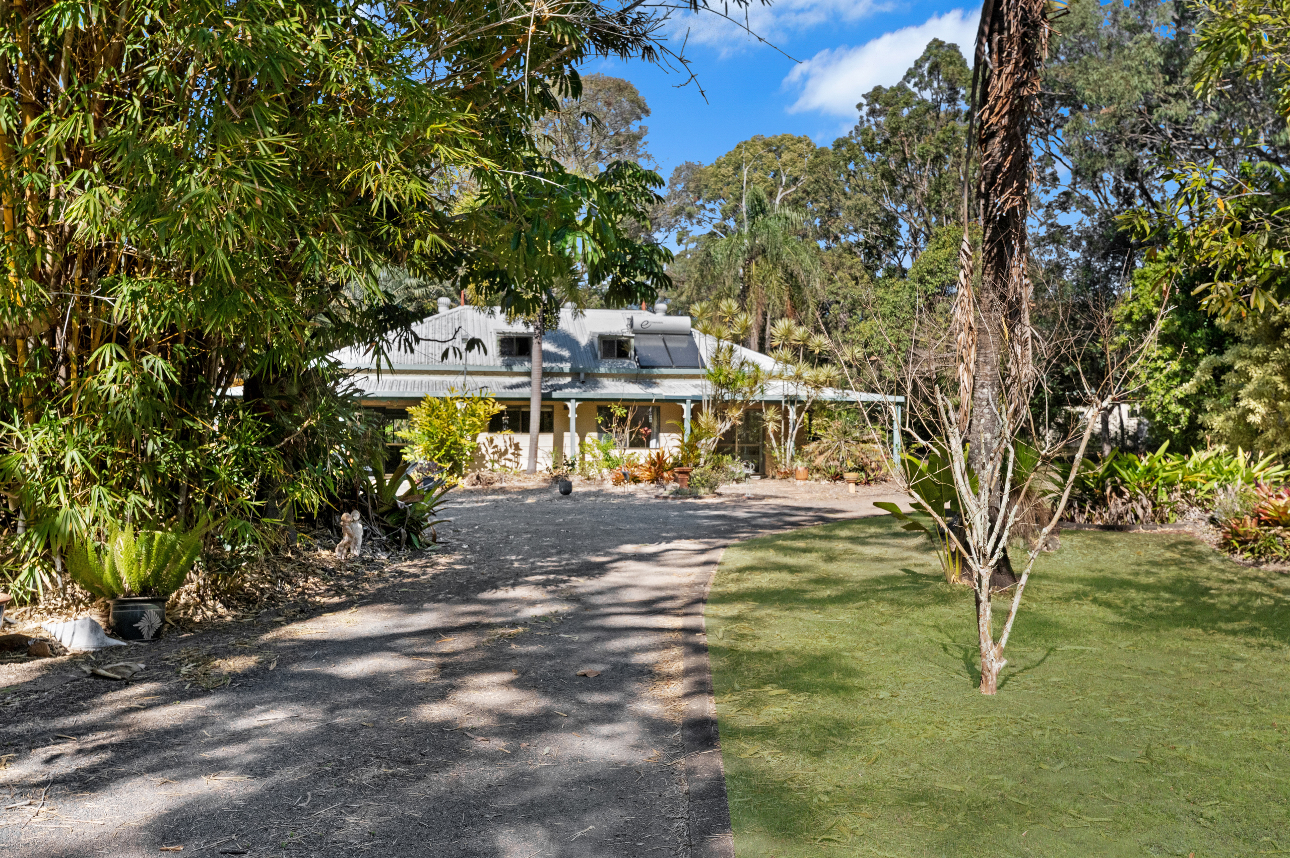 40 Boundary Road, URANGAN, QLD 4655 AUS