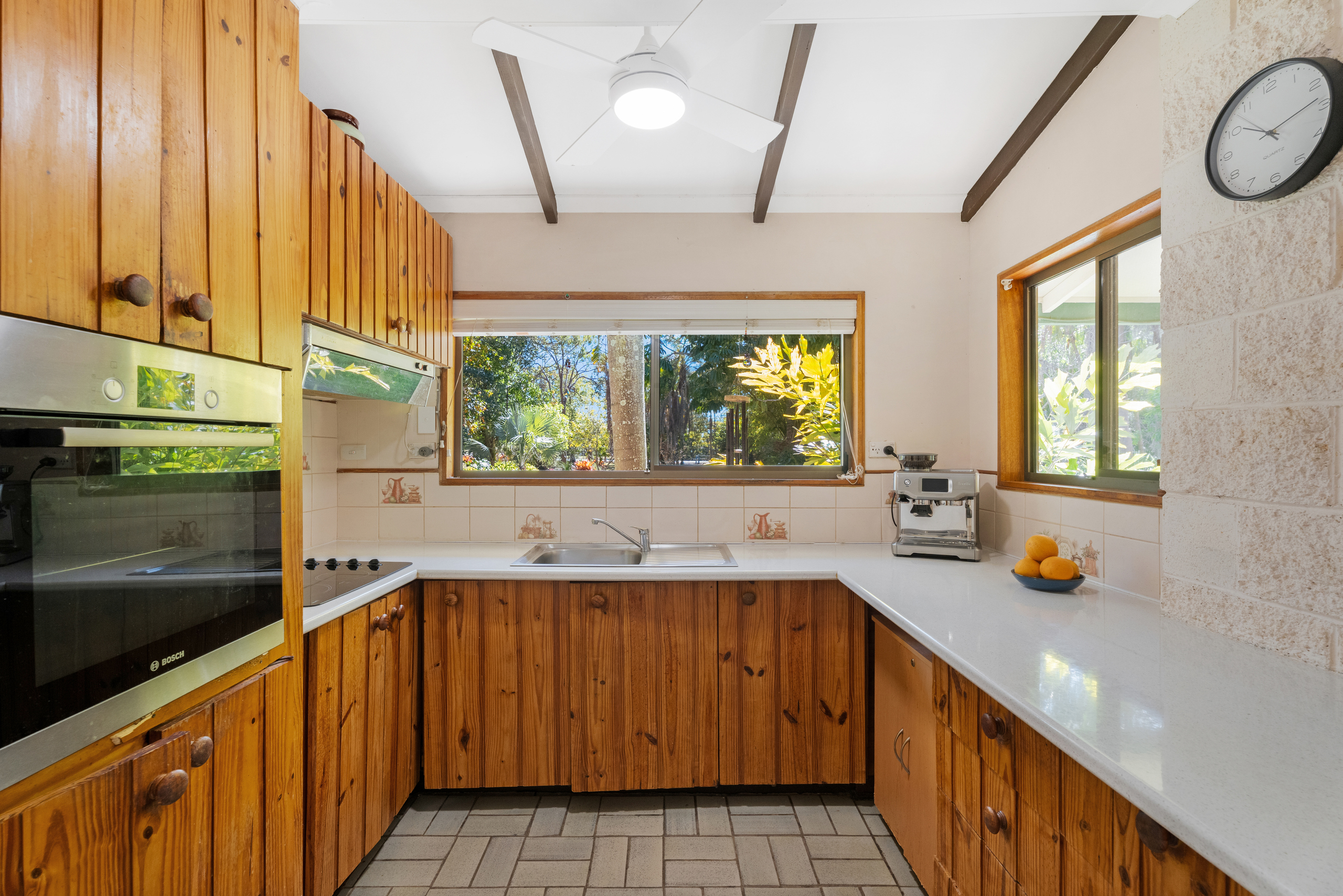 40 Boundary Road, URANGAN, QLD 4655 AUS