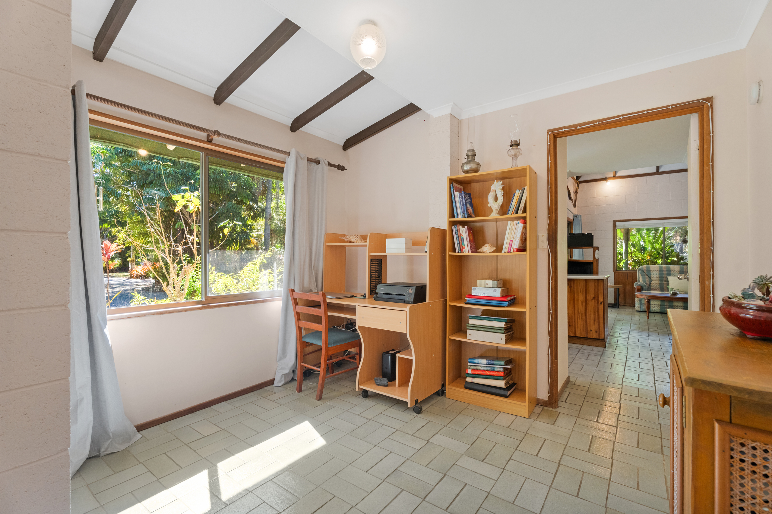 40 Boundary Road, URANGAN, QLD 4655 AUS