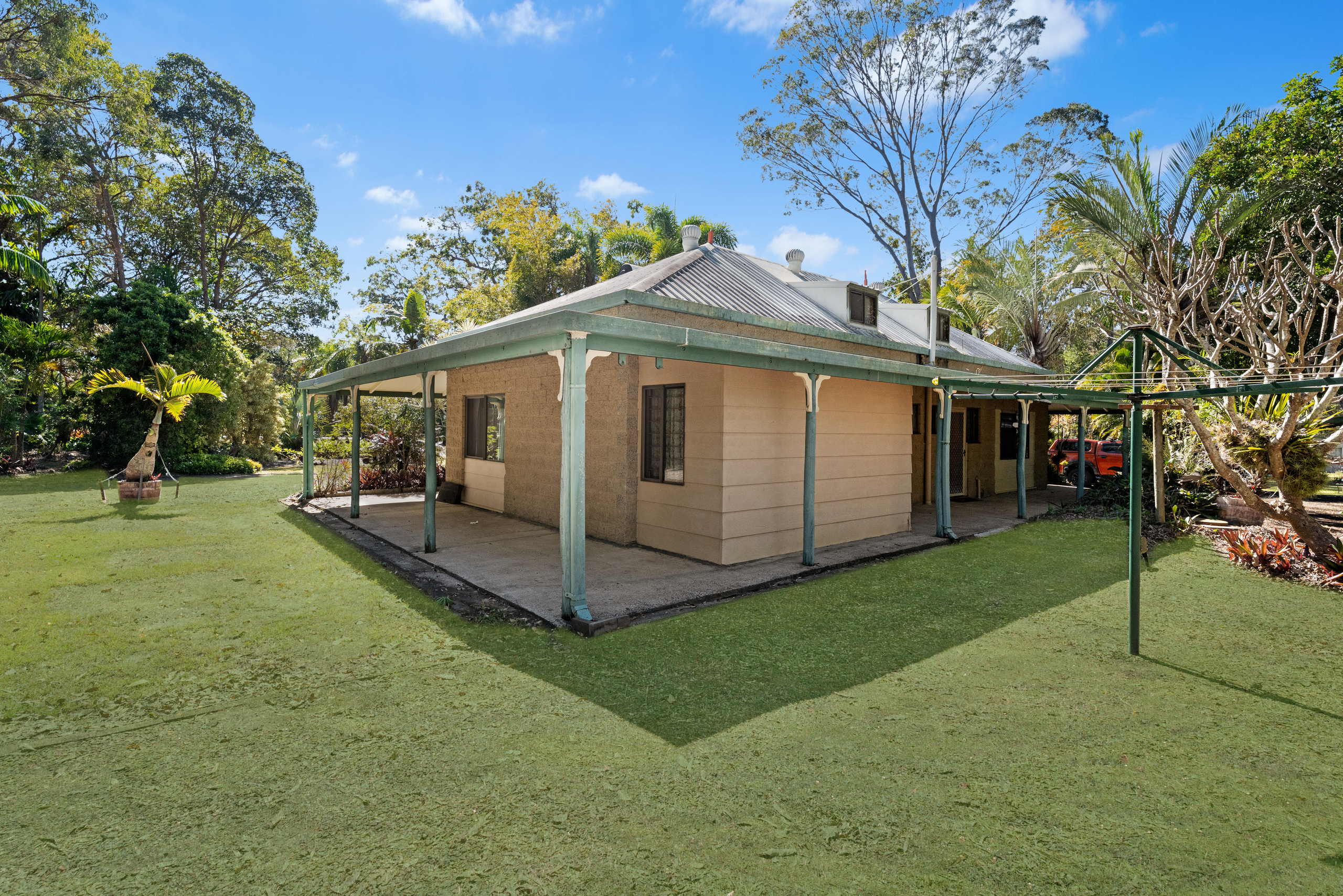 40 Boundary Road, URANGAN, QLD 4655 AUS