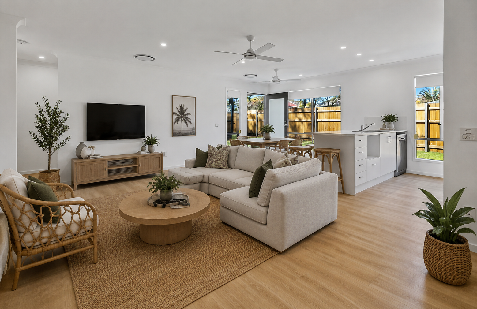 1 Ryan Court, TORQUAY, QLD 4655 AUS