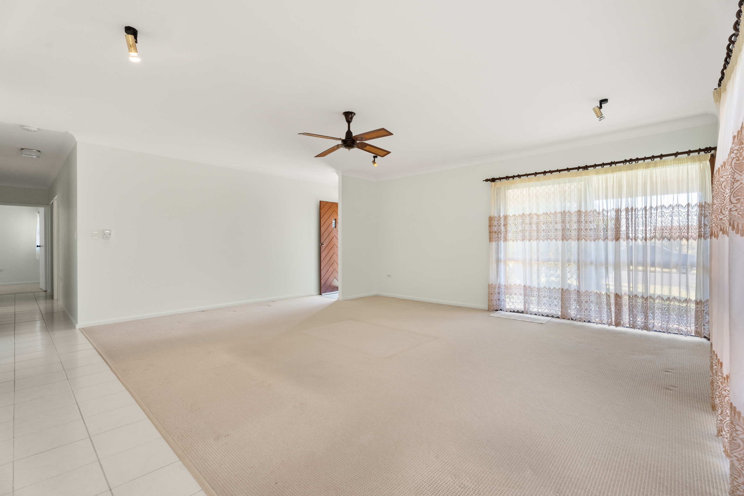 13 Moonbi Street, SCARNESS, QLD 4655 AUS