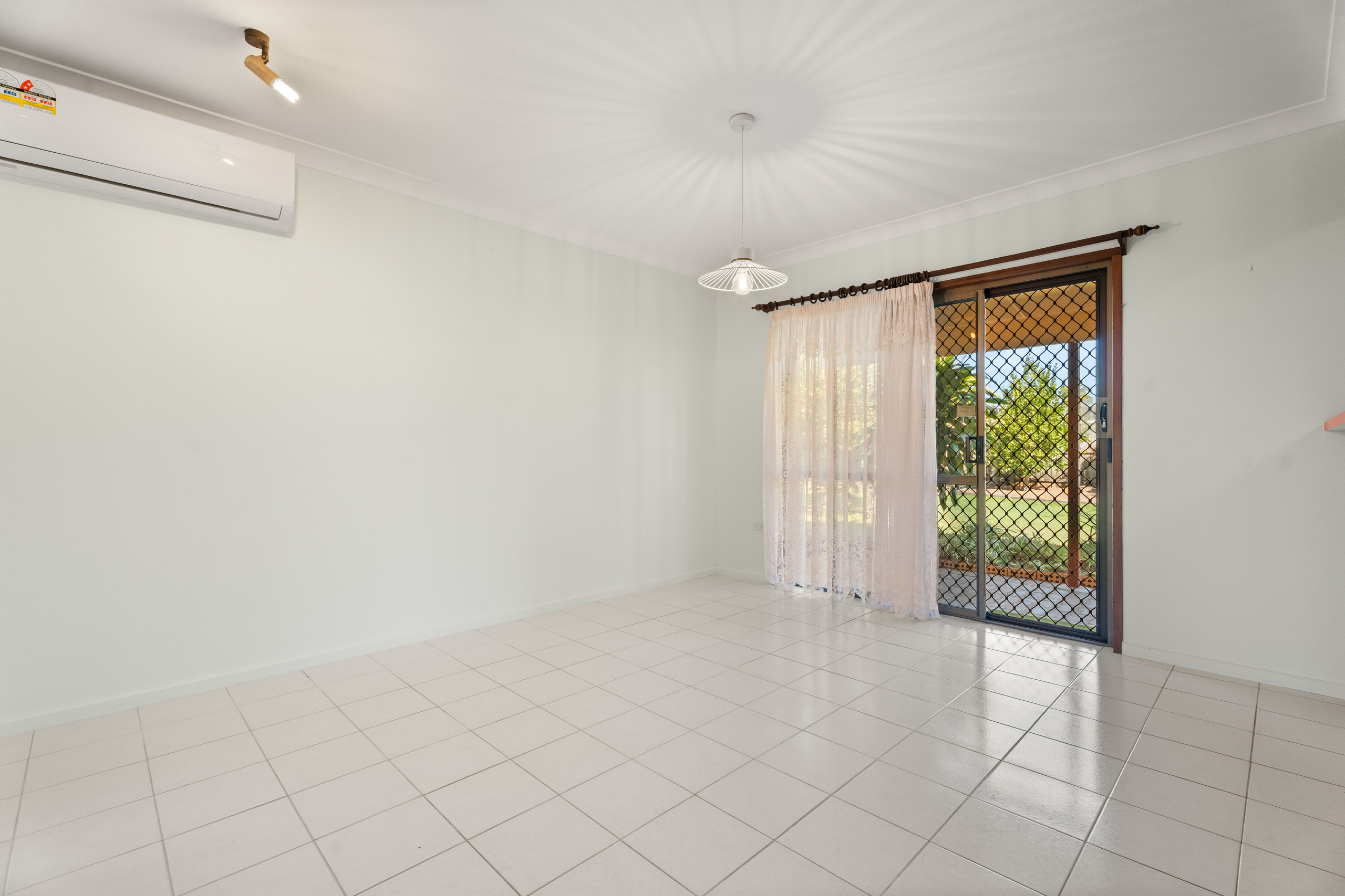 13 Moonbi Street, SCARNESS, QLD 4655 AUS