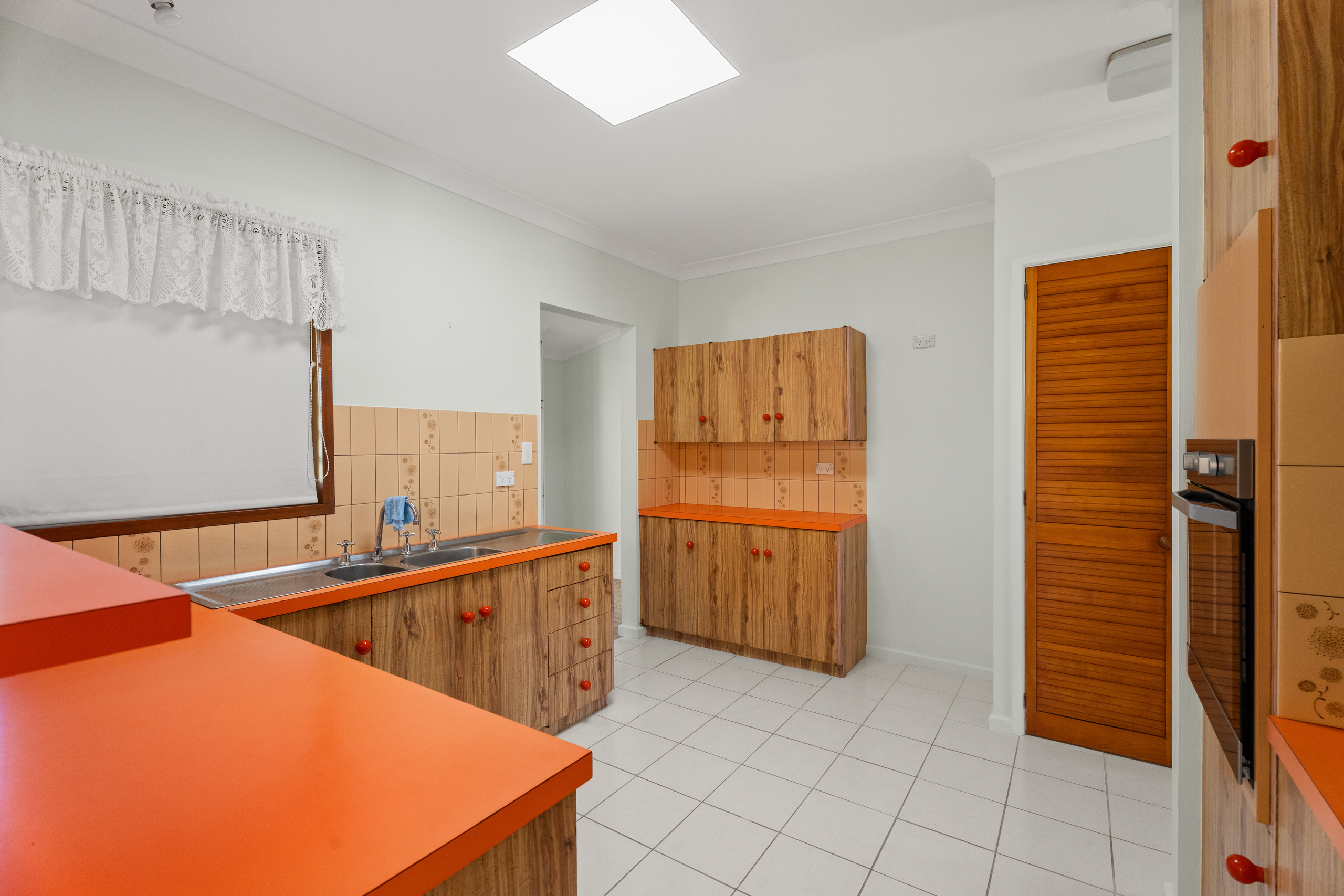13 Moonbi Street, SCARNESS, QLD 4655 AUS