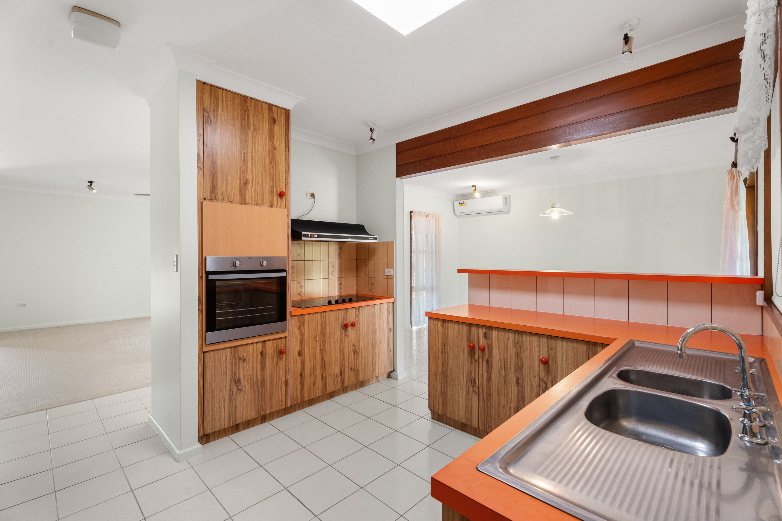 13 Moonbi Street, SCARNESS, QLD 4655 AUS