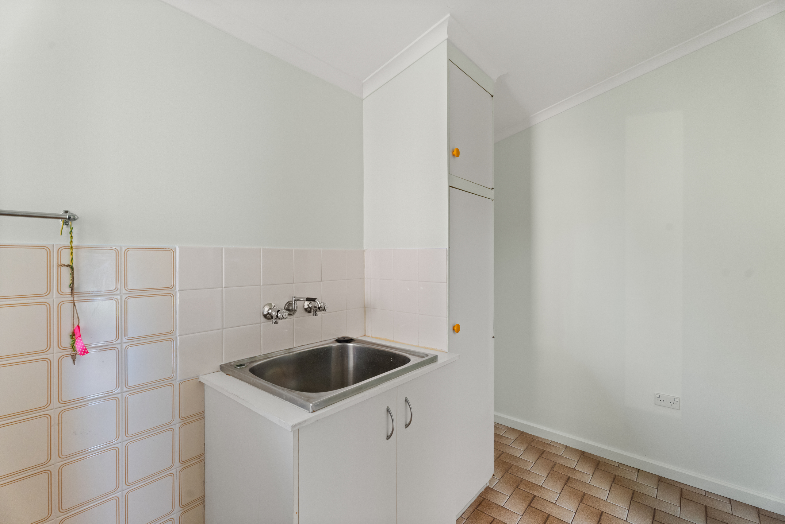 13 Moonbi Street, SCARNESS, QLD 4655 AUS