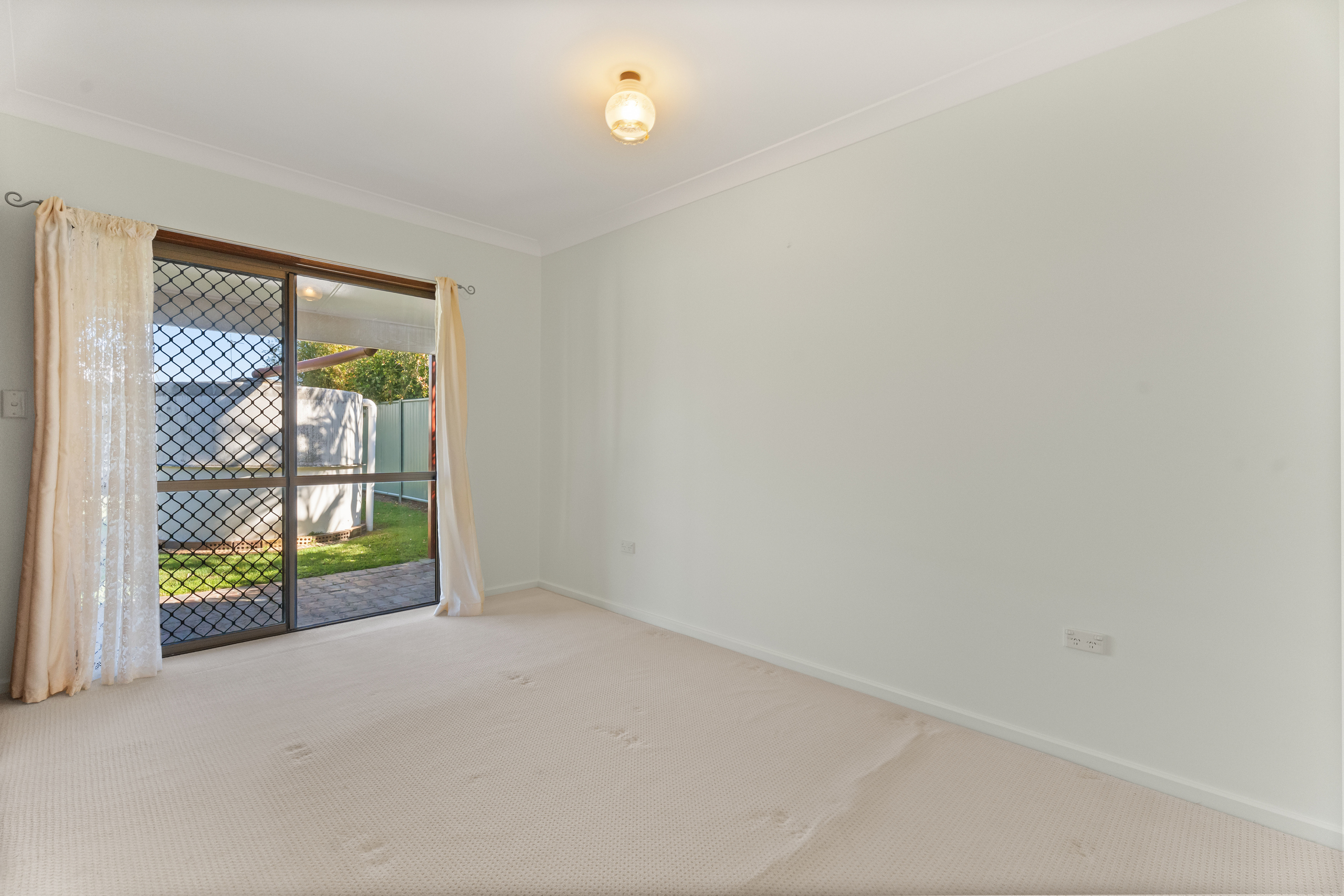 13 Moonbi Street, SCARNESS, QLD 4655 AUS