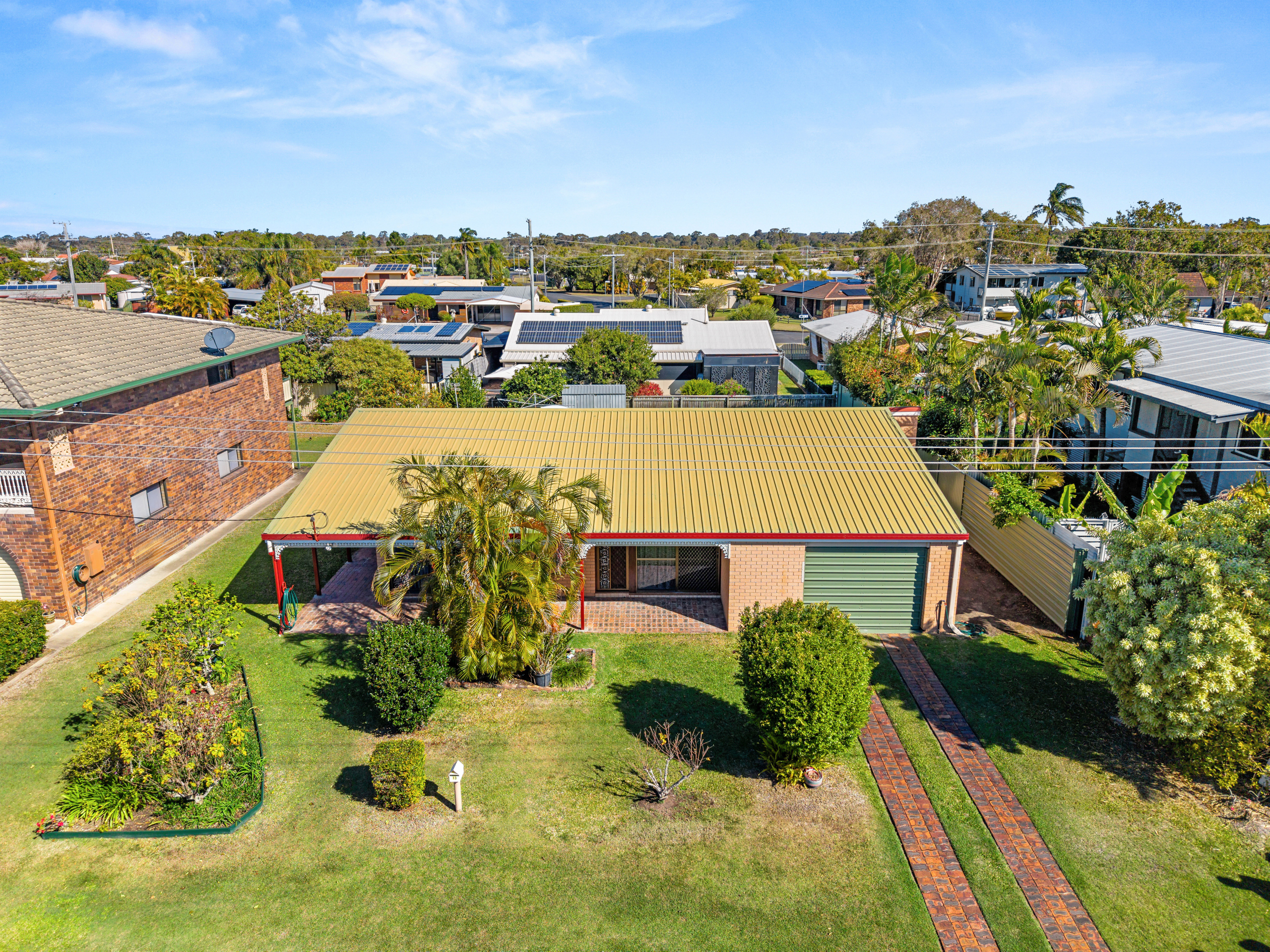 13 Moonbi Street, SCARNESS, QLD 4655 AUS