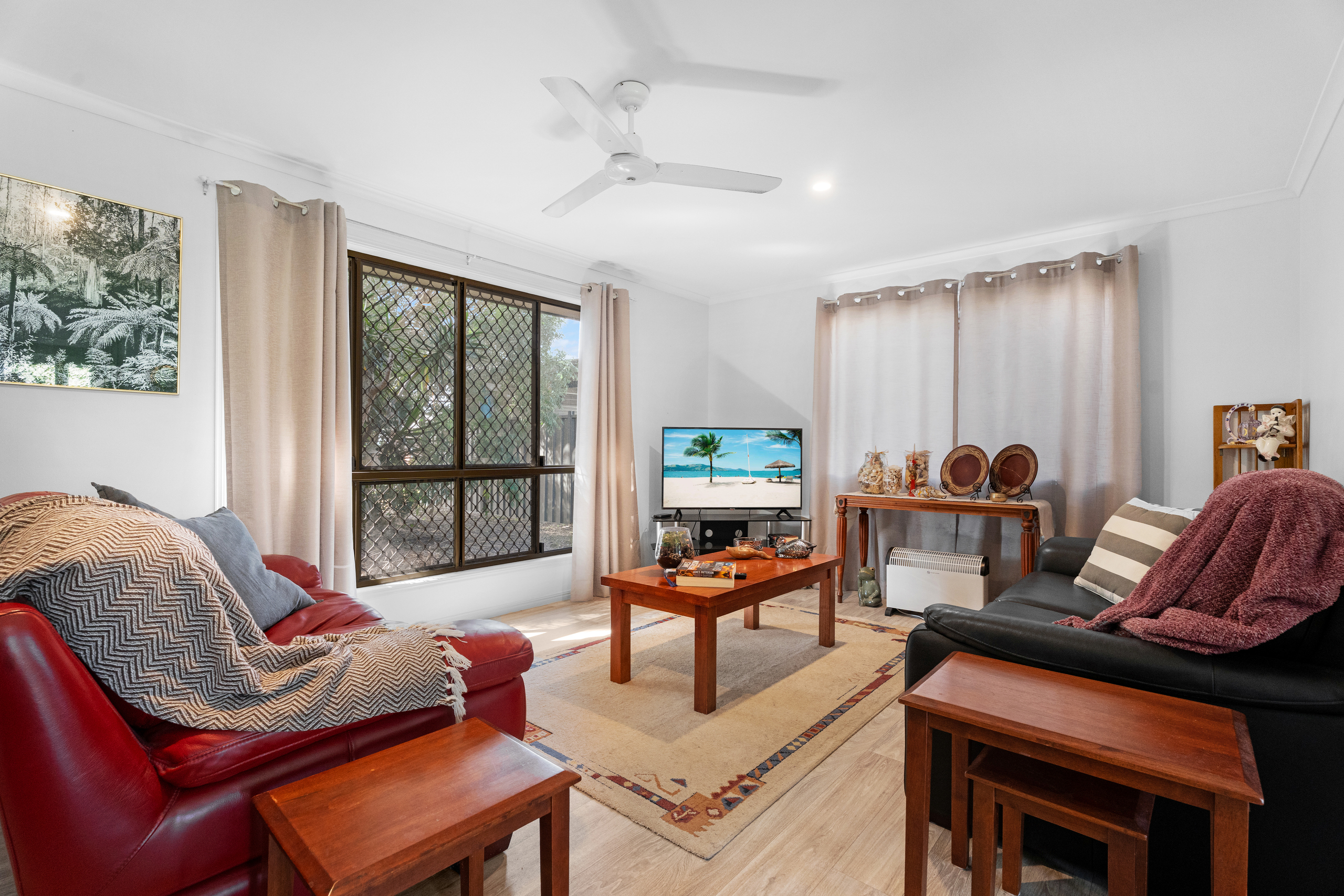 12 Wuruma Street, SCARNESS, QLD 4655 AUS