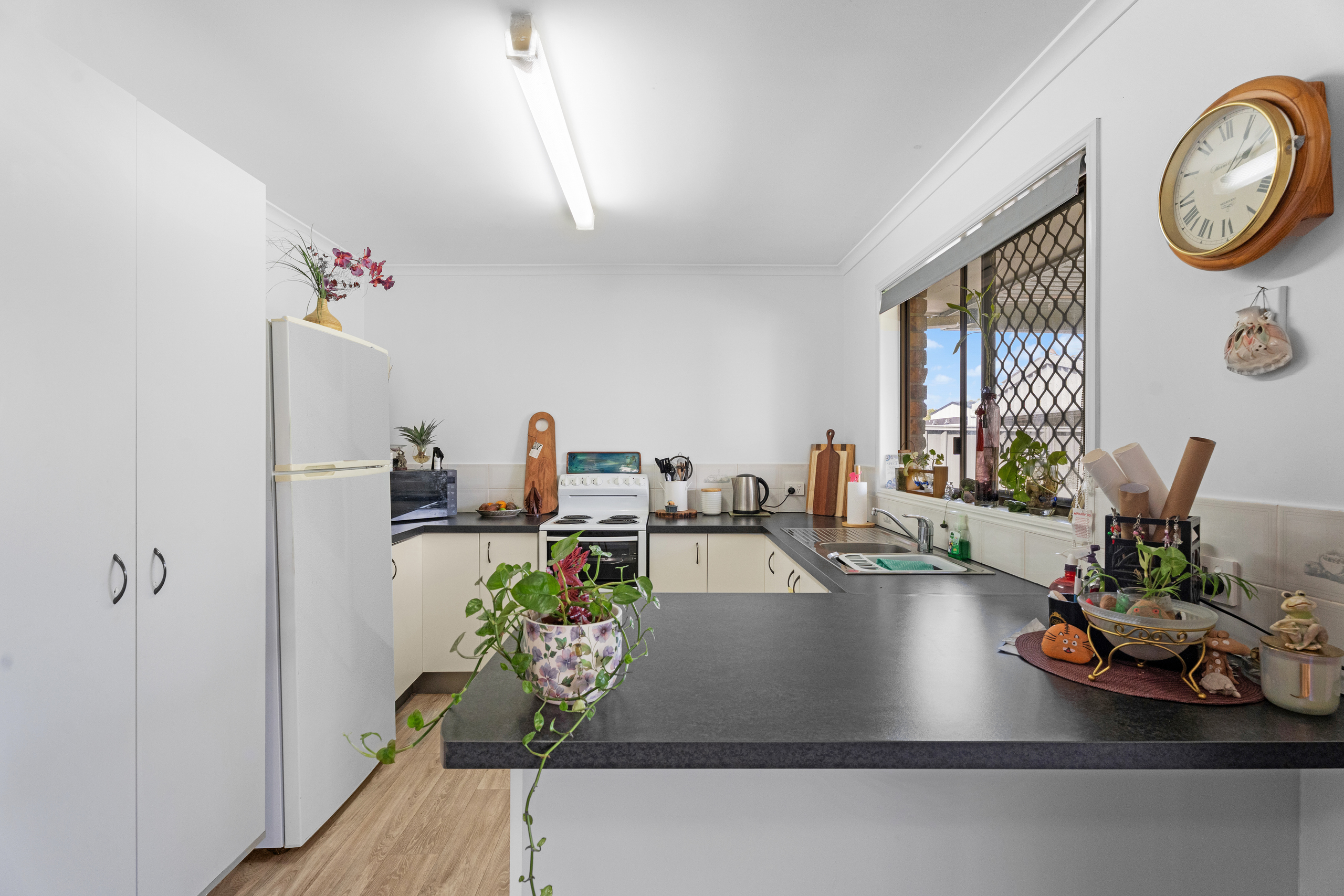 12 Wuruma Street, SCARNESS, QLD 4655 AUS