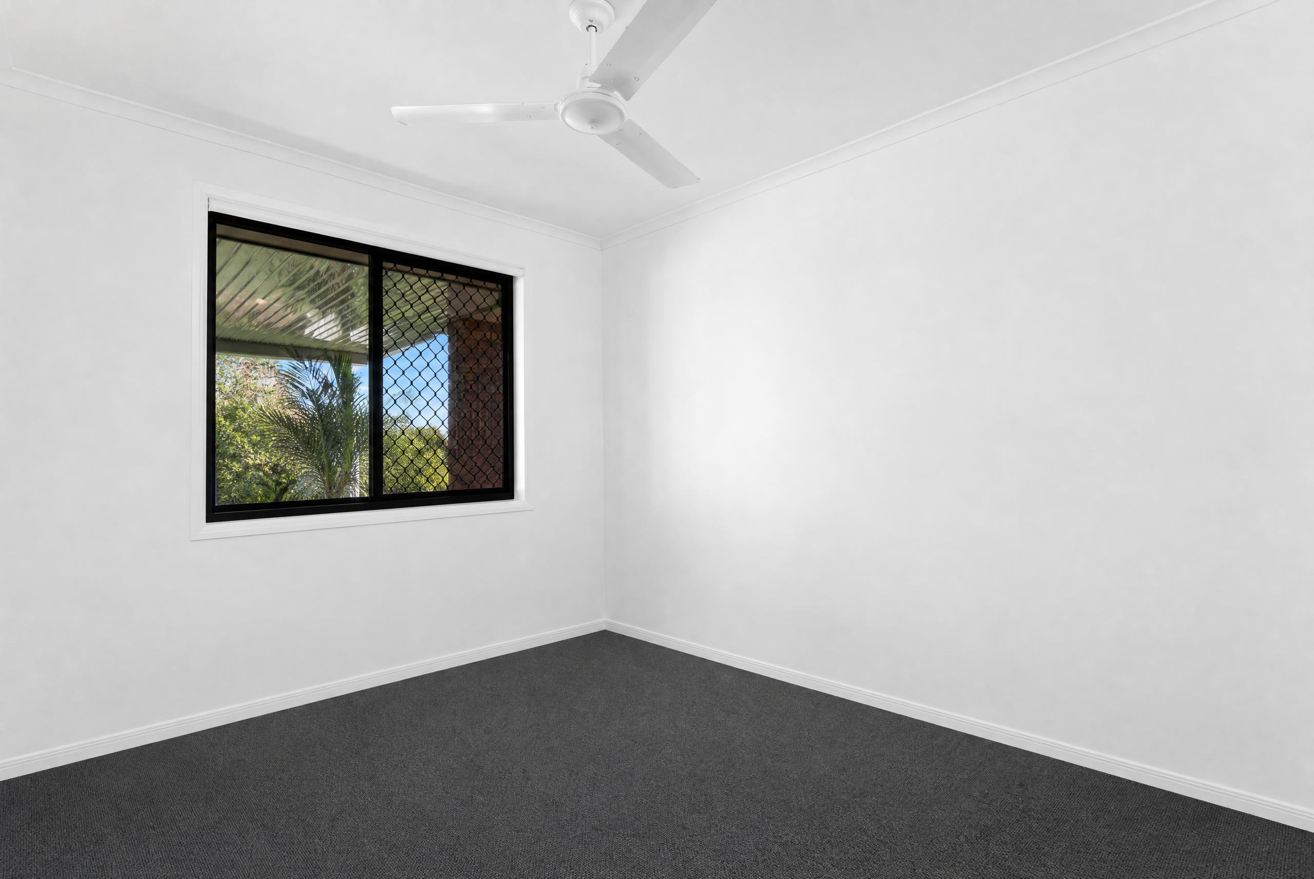 12 Wuruma Street, SCARNESS, QLD 4655 AUS