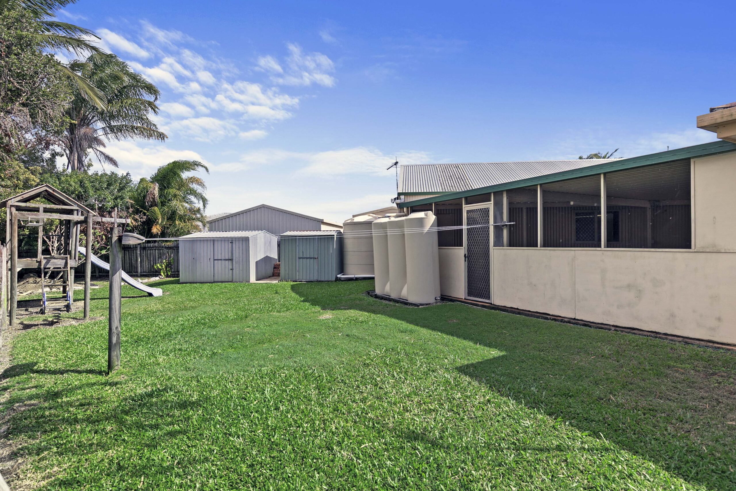 9 Queben Court, KAWUNGAN, QLD 4655 AUS