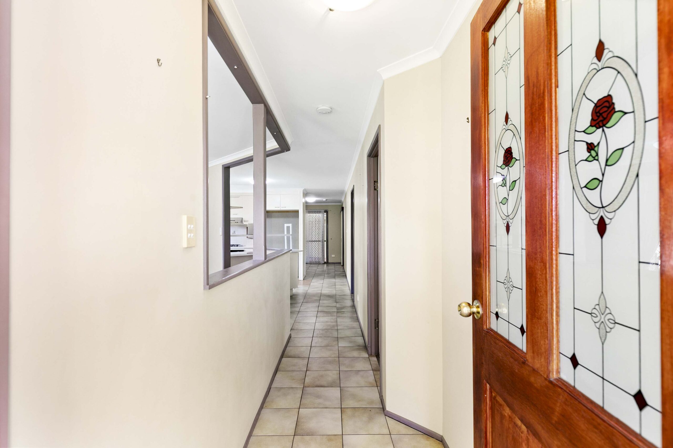 9 Queben Court, KAWUNGAN, QLD 4655 AUS