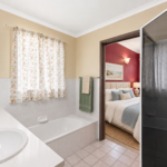 9 Queben Court, KAWUNGAN, QLD 4655 AUS
