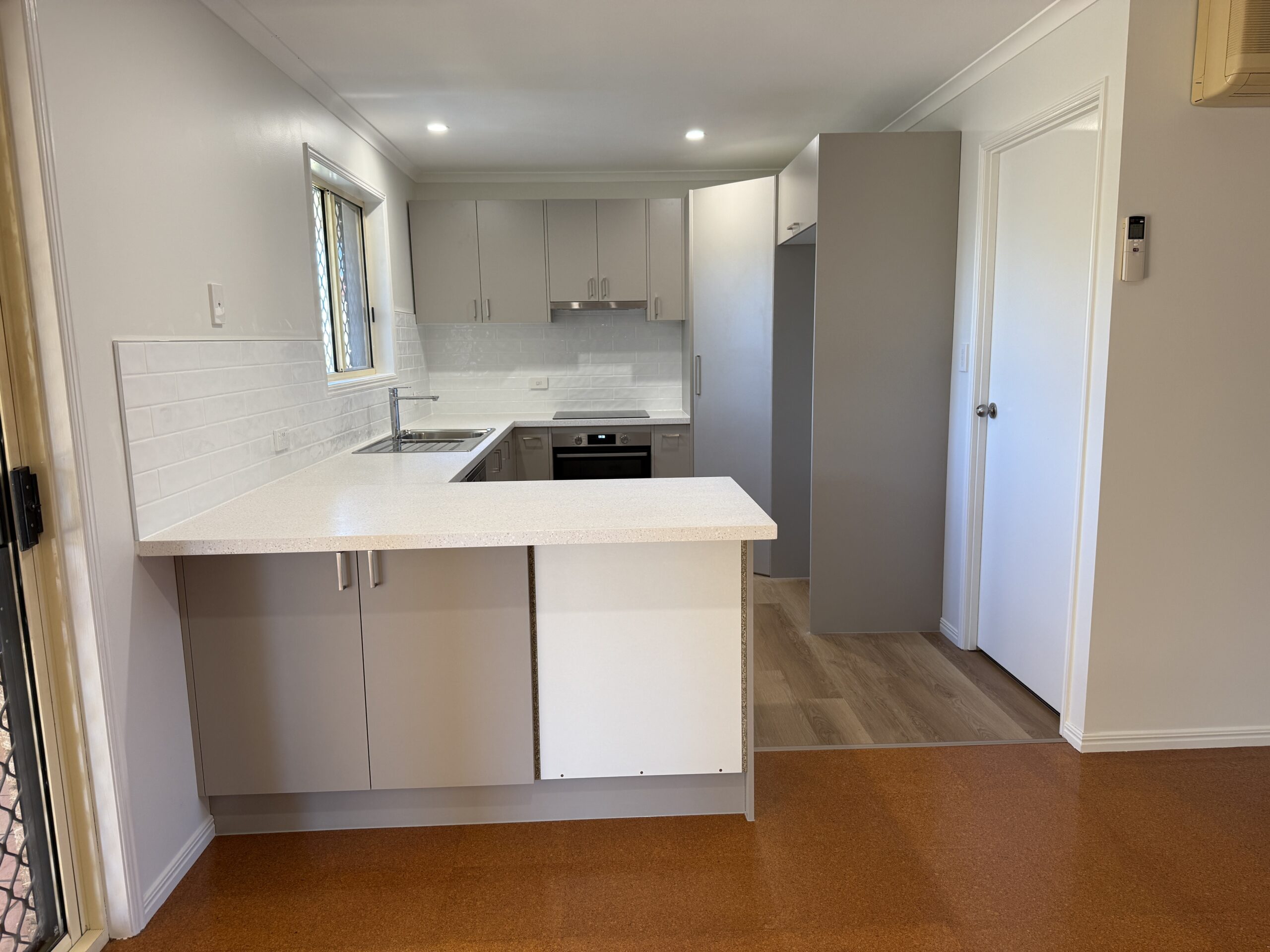 2 Archer Drive, POINT VERNON, QLD 4655 AUS