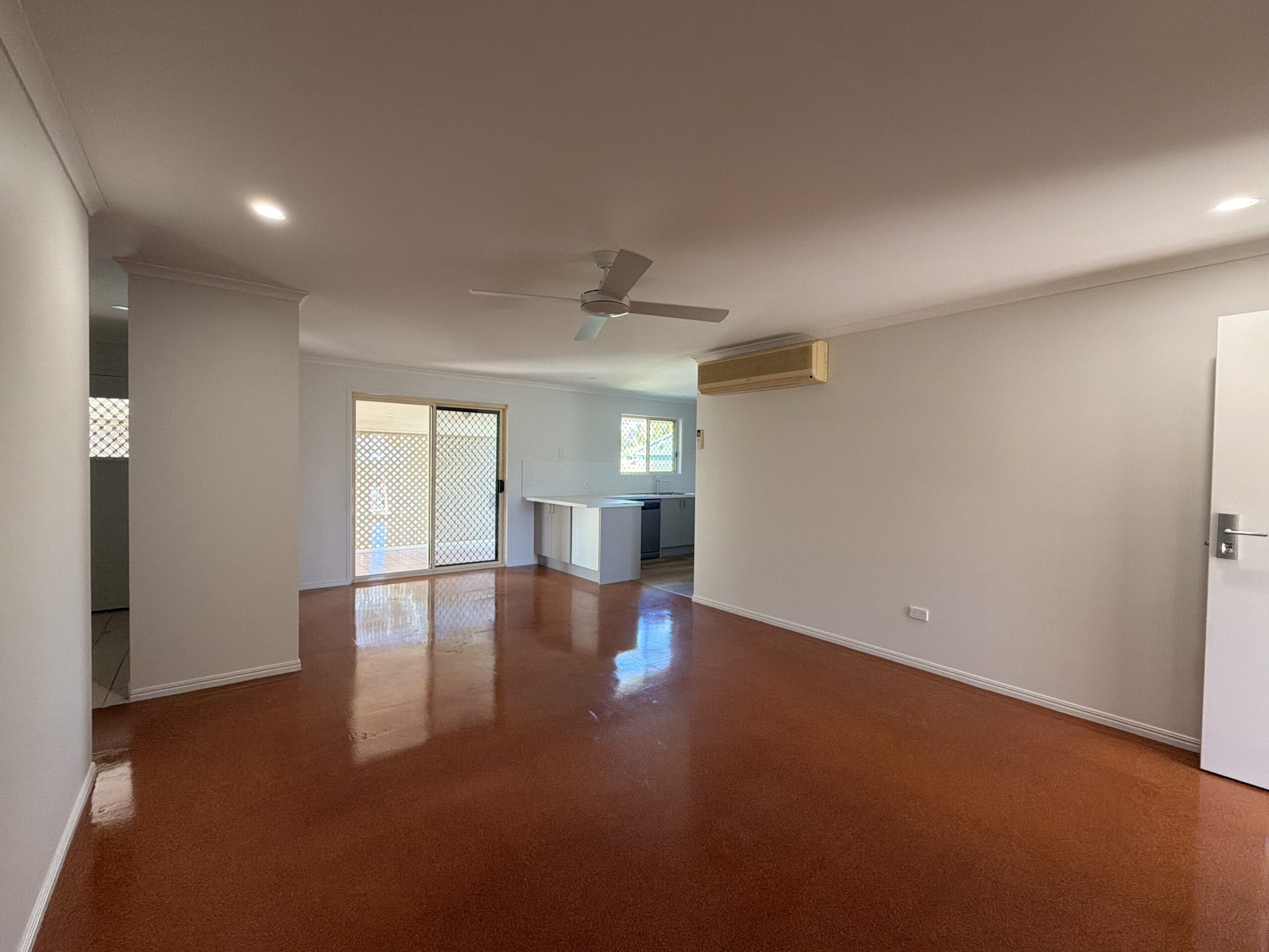 2 Archer Drive, POINT VERNON, QLD 4655 AUS