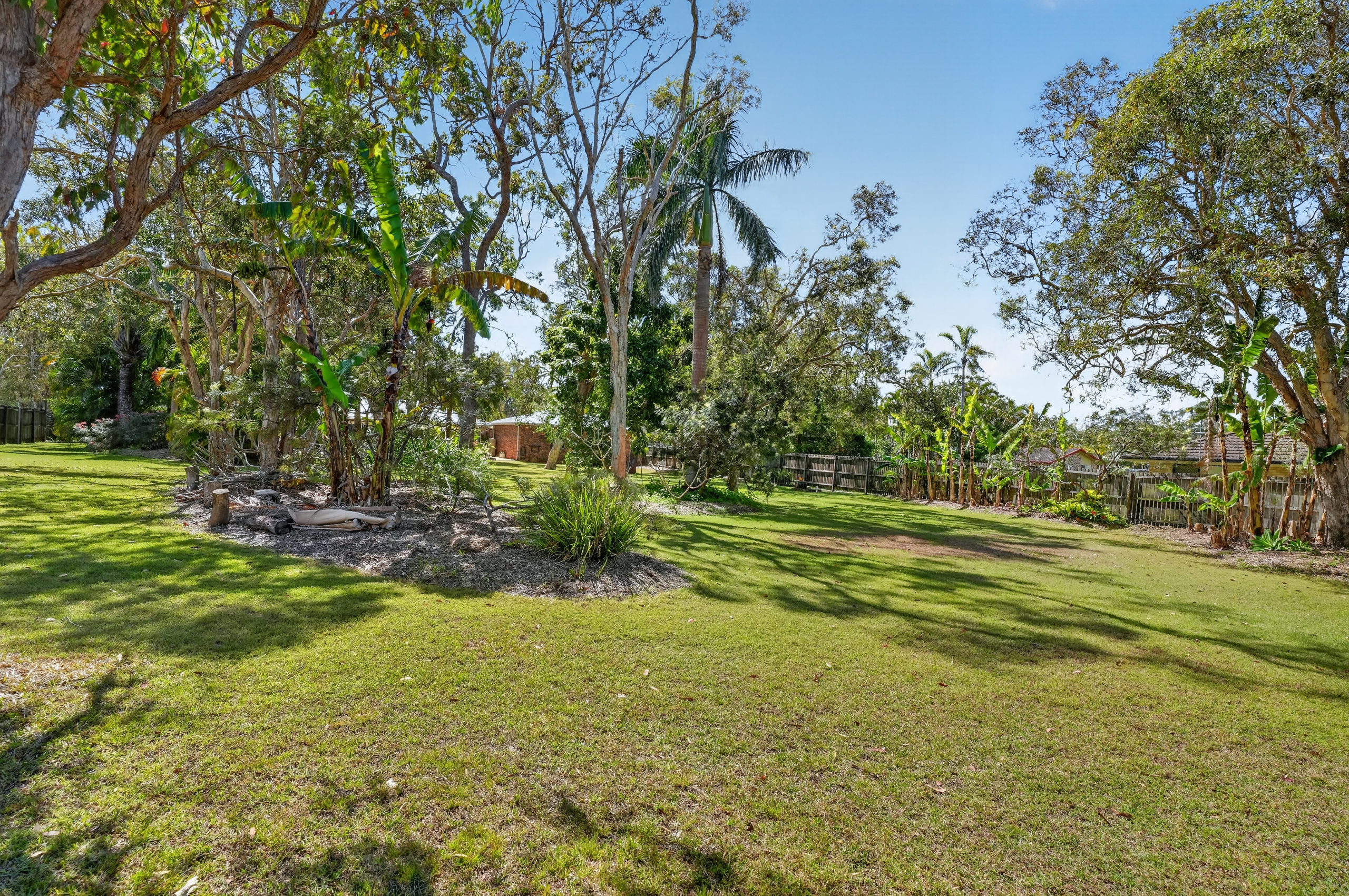 8 Windemere Road, WONDUNNA, QLD 4655 AUS