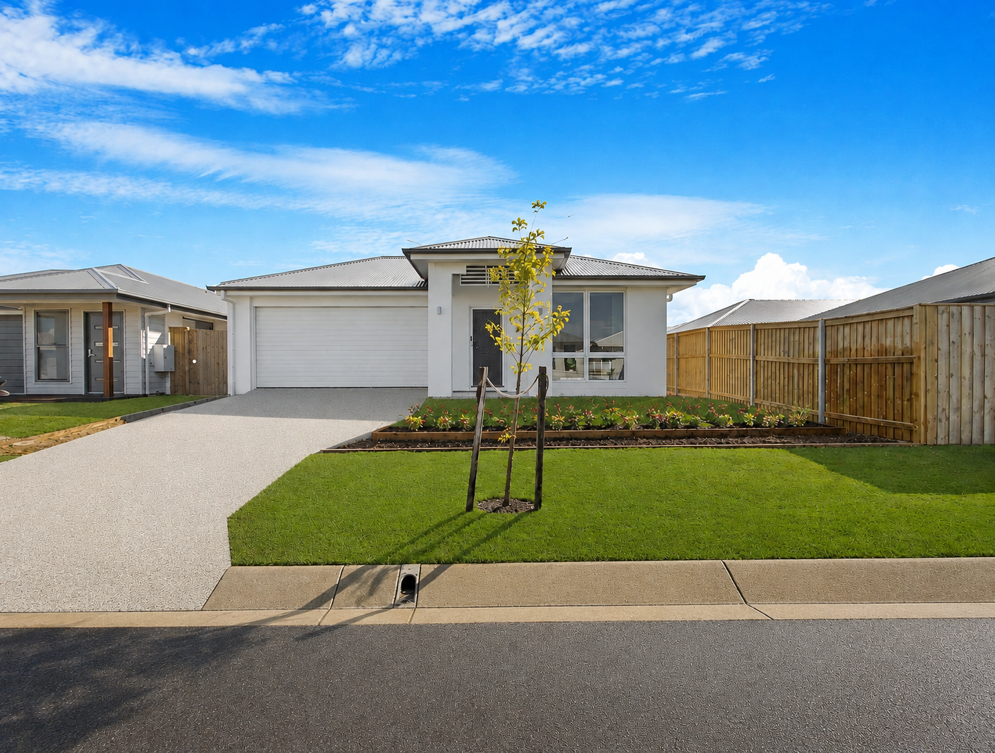 11 Woodswallow Avenue, POINT VERNON, QLD 4655 AUS