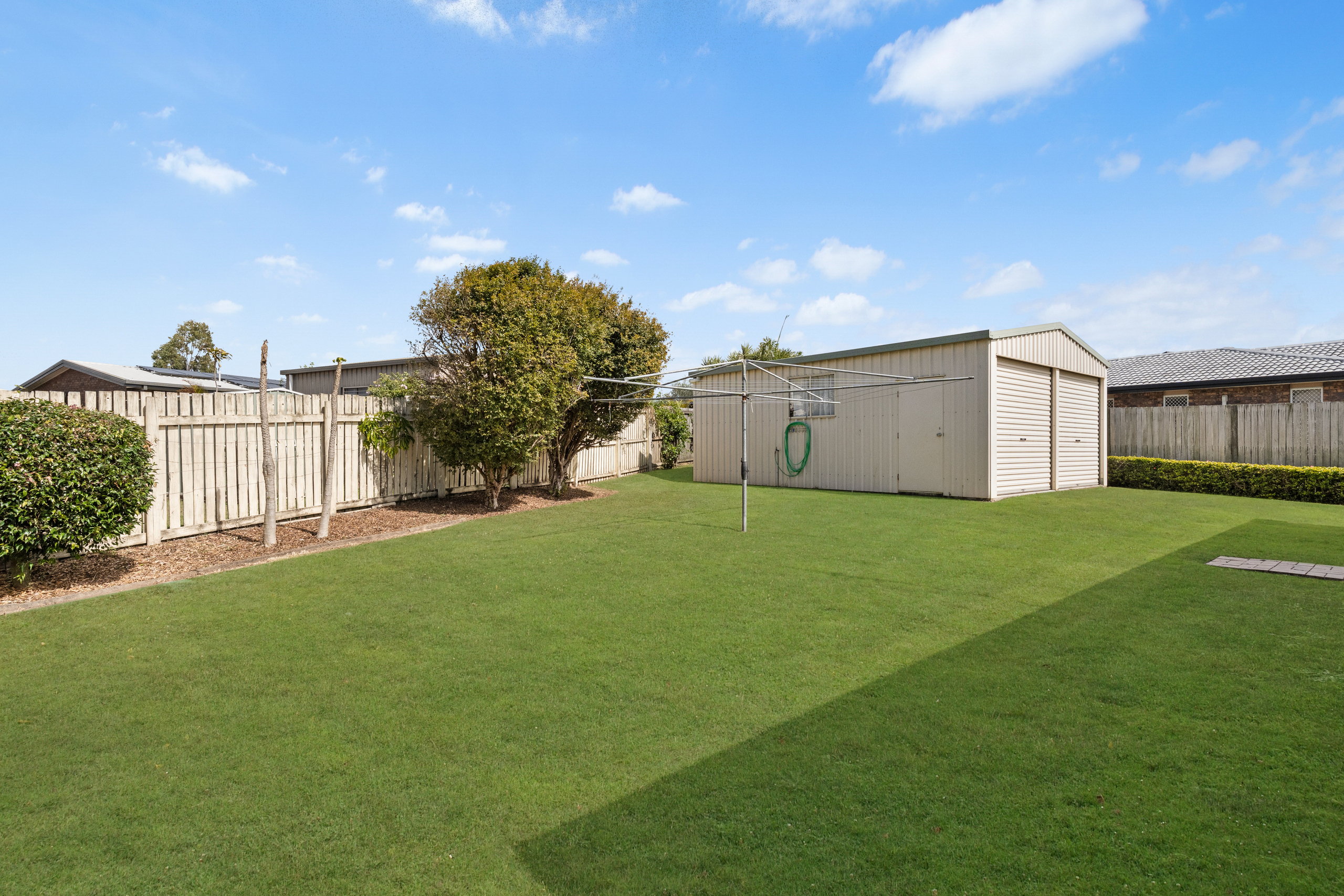 32 Craig Crescent, PIALBA, QLD 4655 AUS