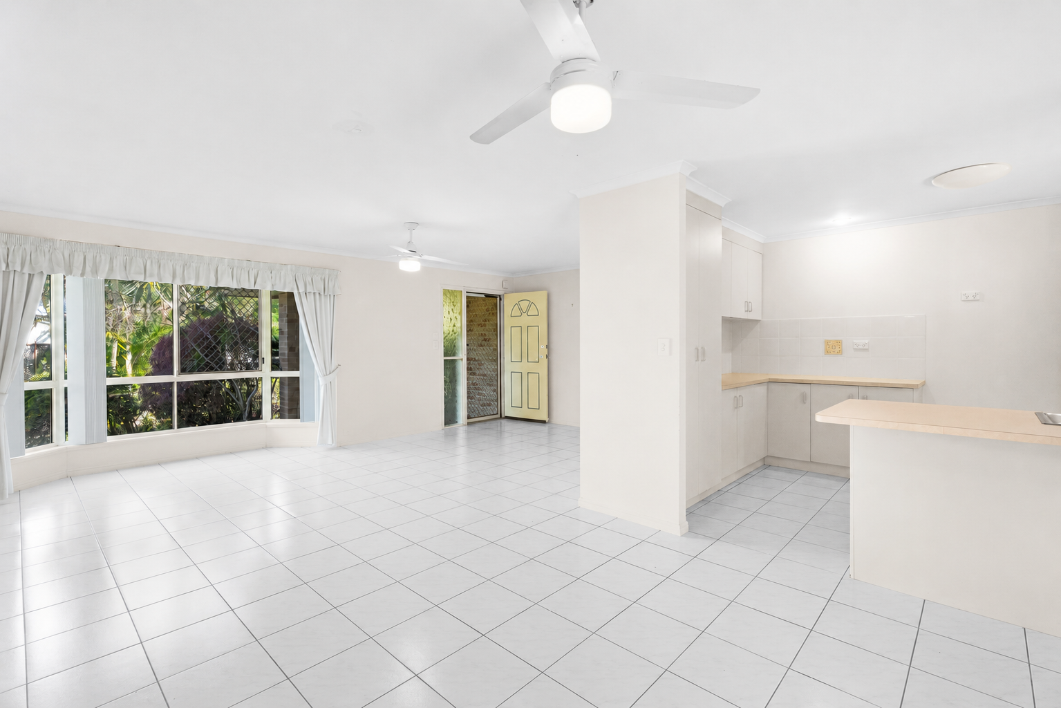 32 Anembo Drive, TORQUAY, QLD 4655 AUS