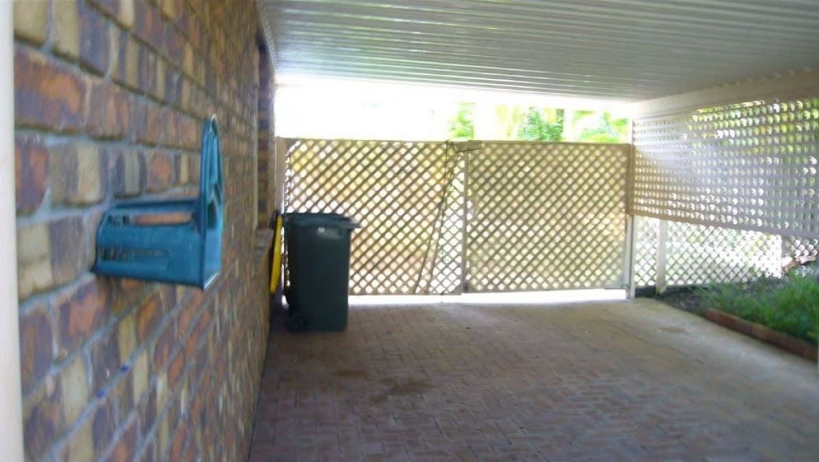 21 Debra Court, URANGAN, QLD 4655 AUS