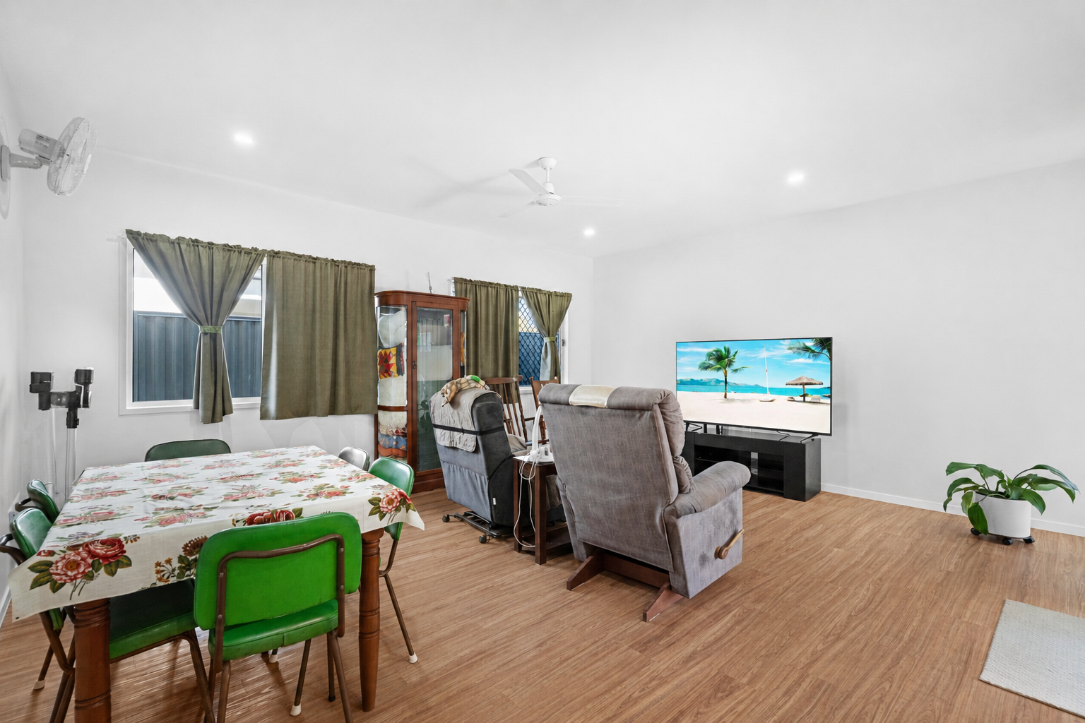 28/835 Boat Harbour Drive, URANGAN, QLD 4655 AUS