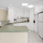 32 Craig Crescent, PIALBA, QLD 4655 AUS