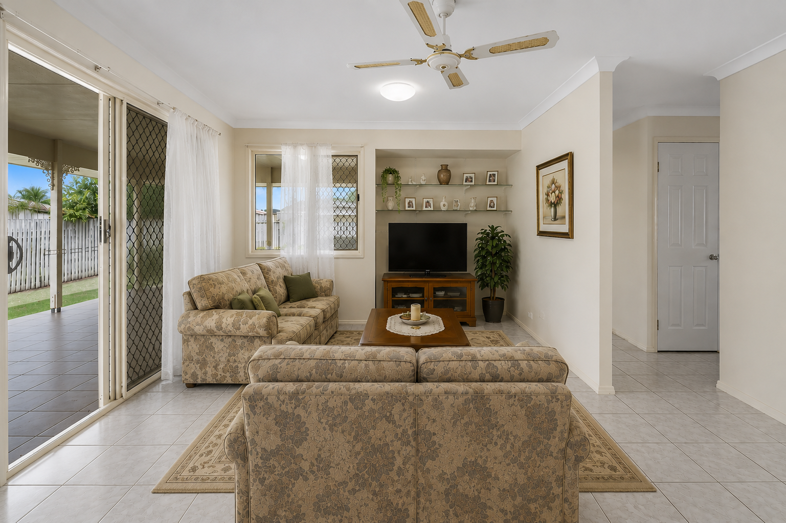 32 Craig Crescent, PIALBA, QLD 4655 AUS