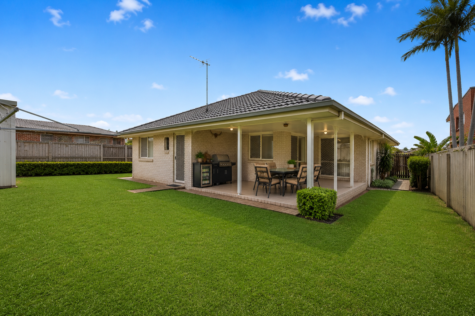 32 Craig Crescent, PIALBA, QLD 4655 AUS