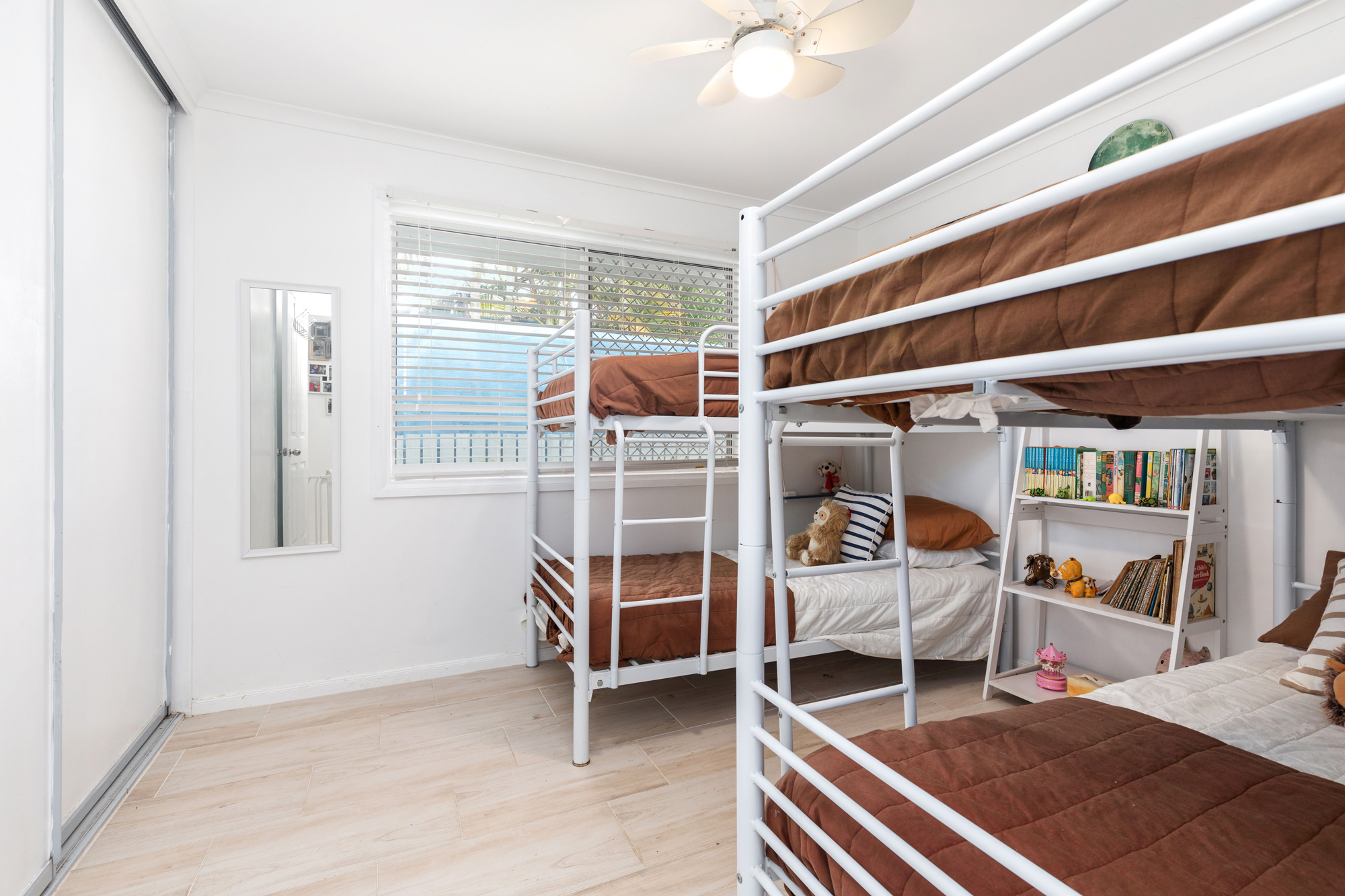 6 Palm Lodge Drive, CRAIGNISH, QLD 4655 AUS