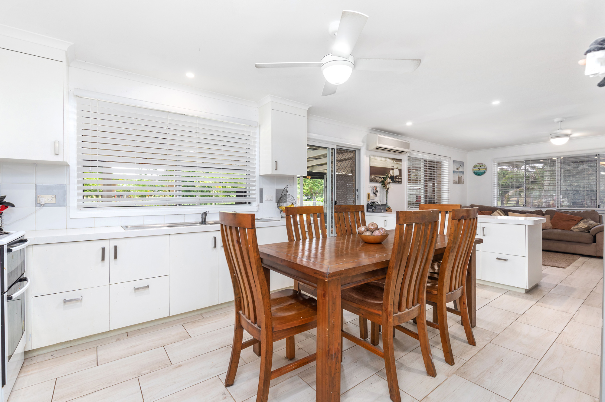 6 Palm Lodge Drive, CRAIGNISH, QLD 4655 AUS
