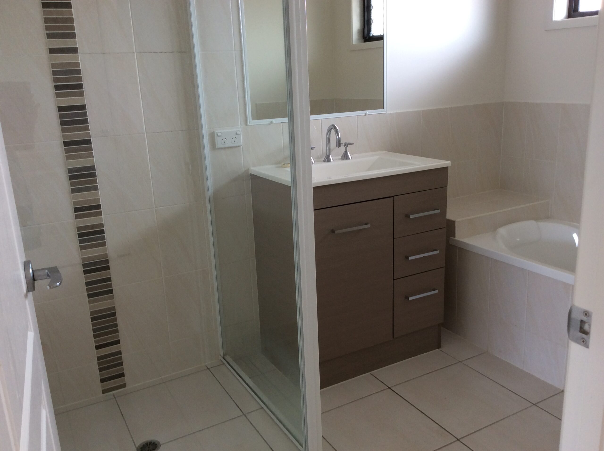 8 Parakeet Circuit, KAWUNGAN, QLD 4655 AUS