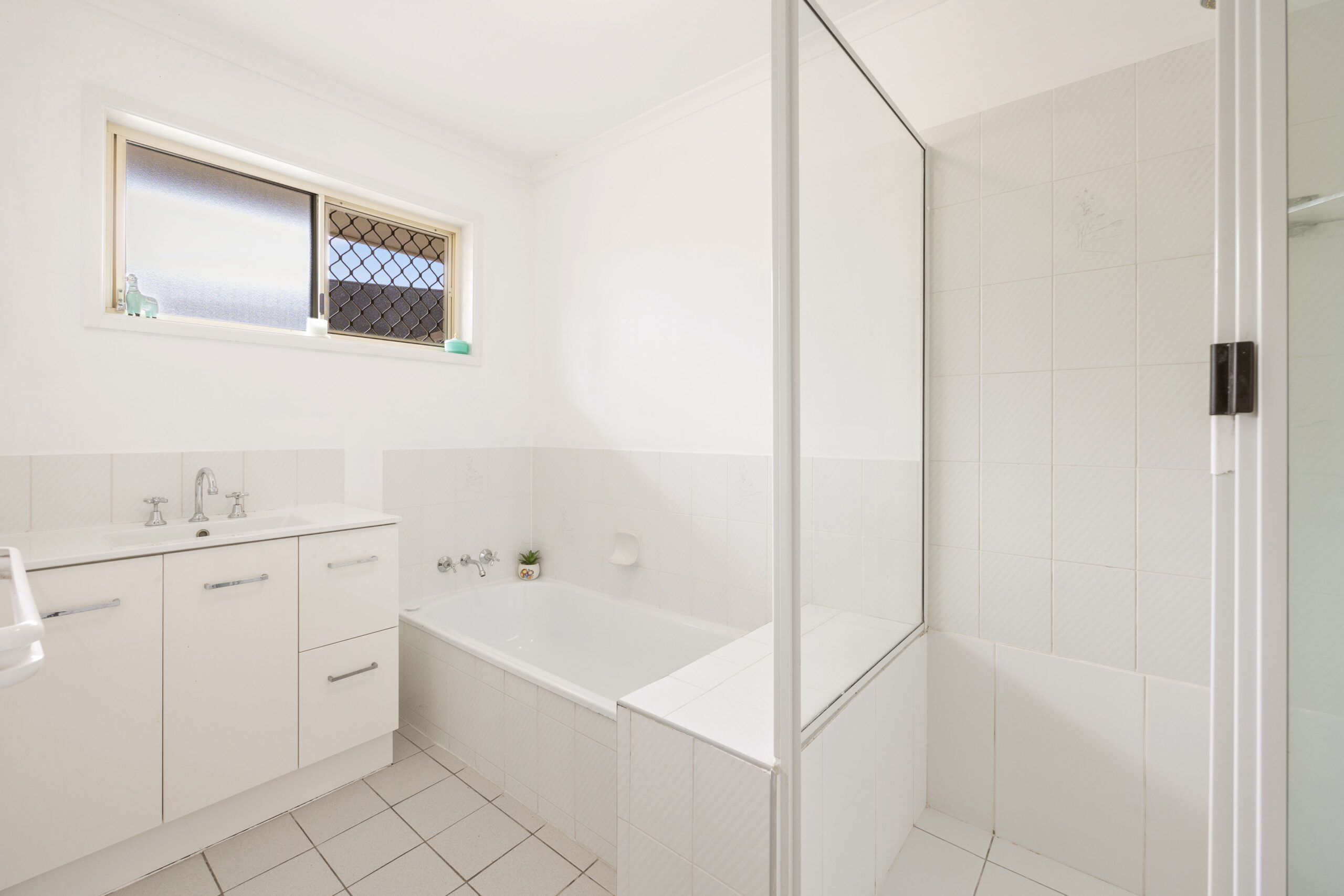 179 Dayman Street, URANGAN, QLD 4655 AUS