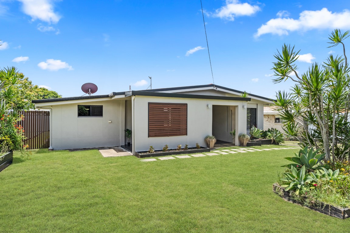 35 John Street, SCARNESS, QLD 4655 AUS