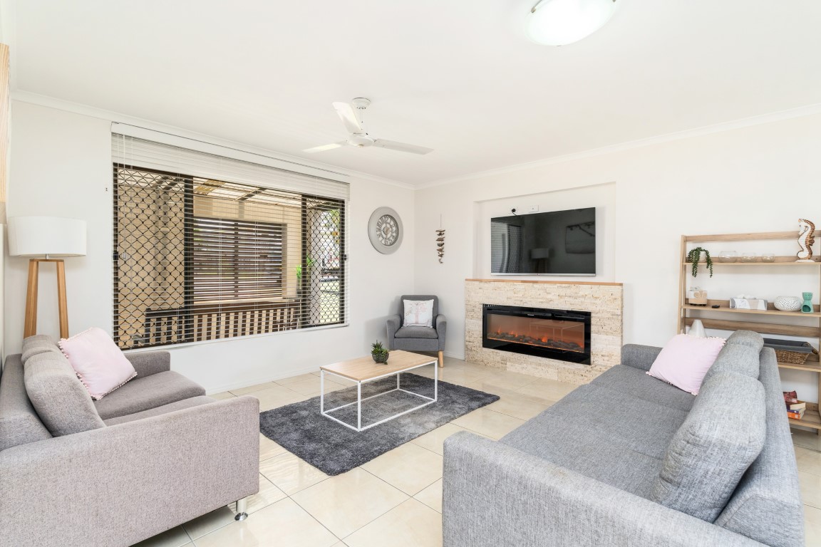 35 John Street, SCARNESS, QLD 4655 AUS
