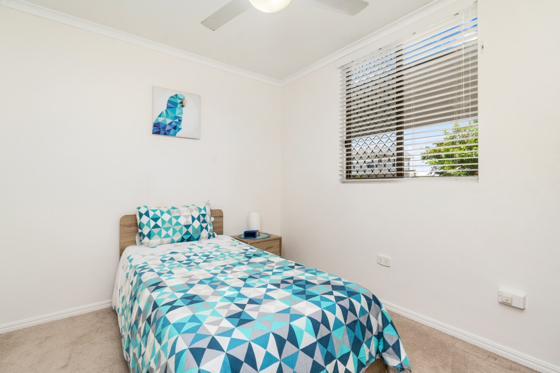 35 John Street, SCARNESS, QLD 4655 AUS
