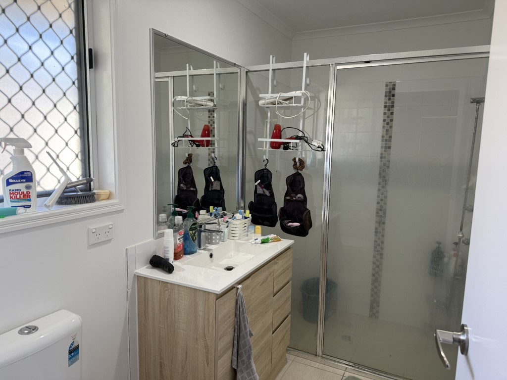 25 Picadilly Circuit, URRAWEEN, QLD 4655 AUS